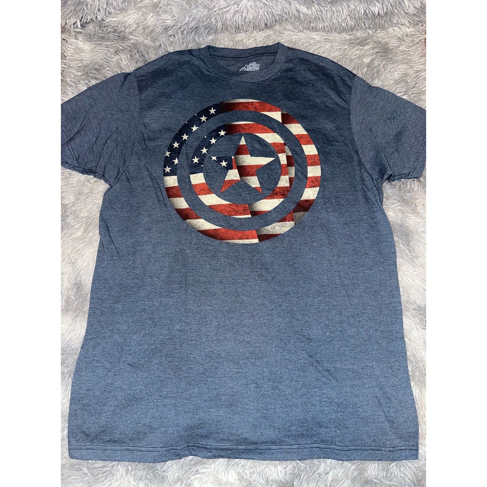 & Other Stories Marvel Avengers Assemble Captain America USA Shield Size L / US 10 / IT 46 - 1 Thumbnail
