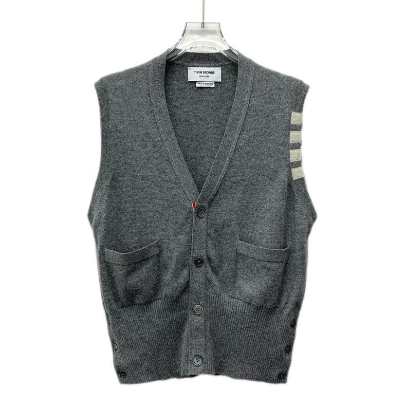 Thom Browne Thom browne Gray classic four-bar cashmere V-neck single-br Size US L / EU 52-54 / 3 - 1 Thumbnail