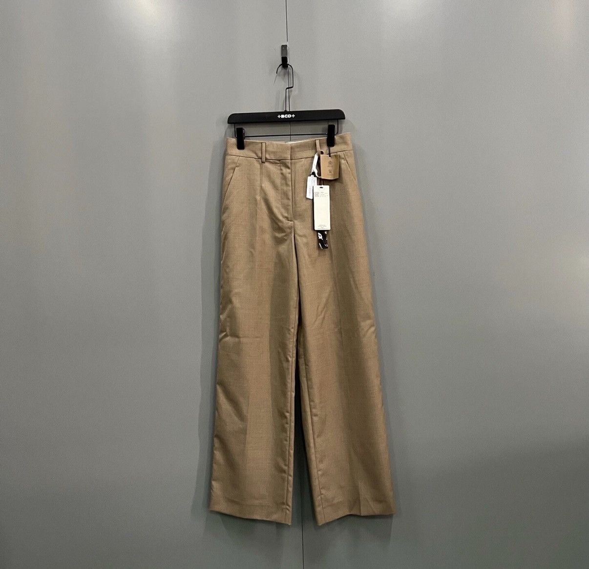 Burberry Burberry Khaki Casual Dress Pants J41 Size 25" / US 0 / IT 36 - 1 Thumbnail