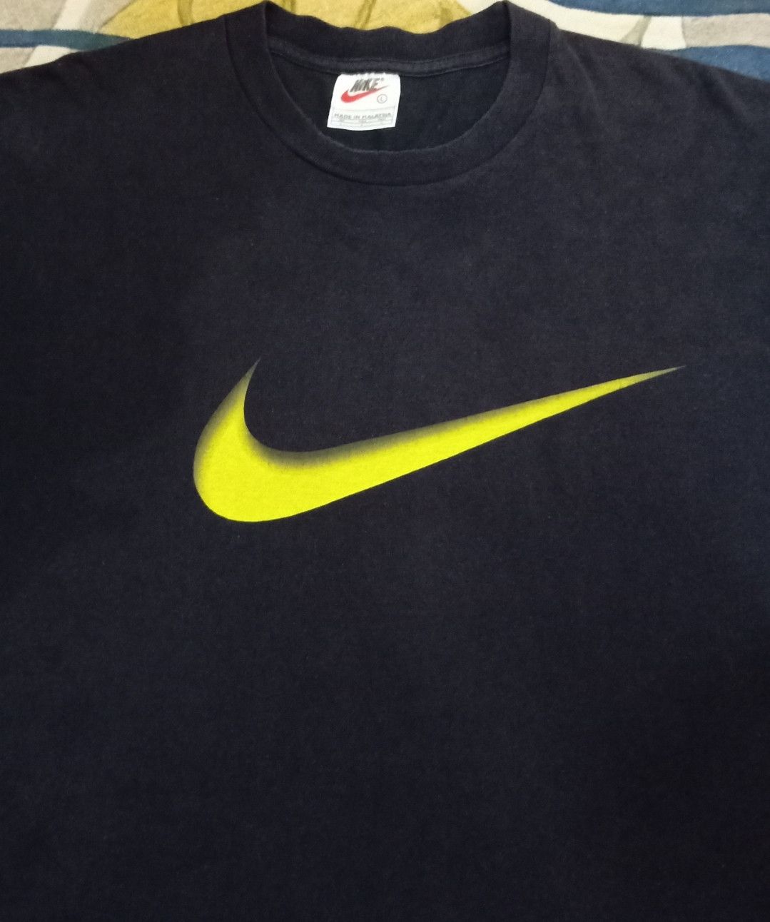 Nike × Vintage Vintage 90s Nike Yellow Big Swoosh T-shirt Size US XL / EU 56 / 4 - 4 Thumbnail
