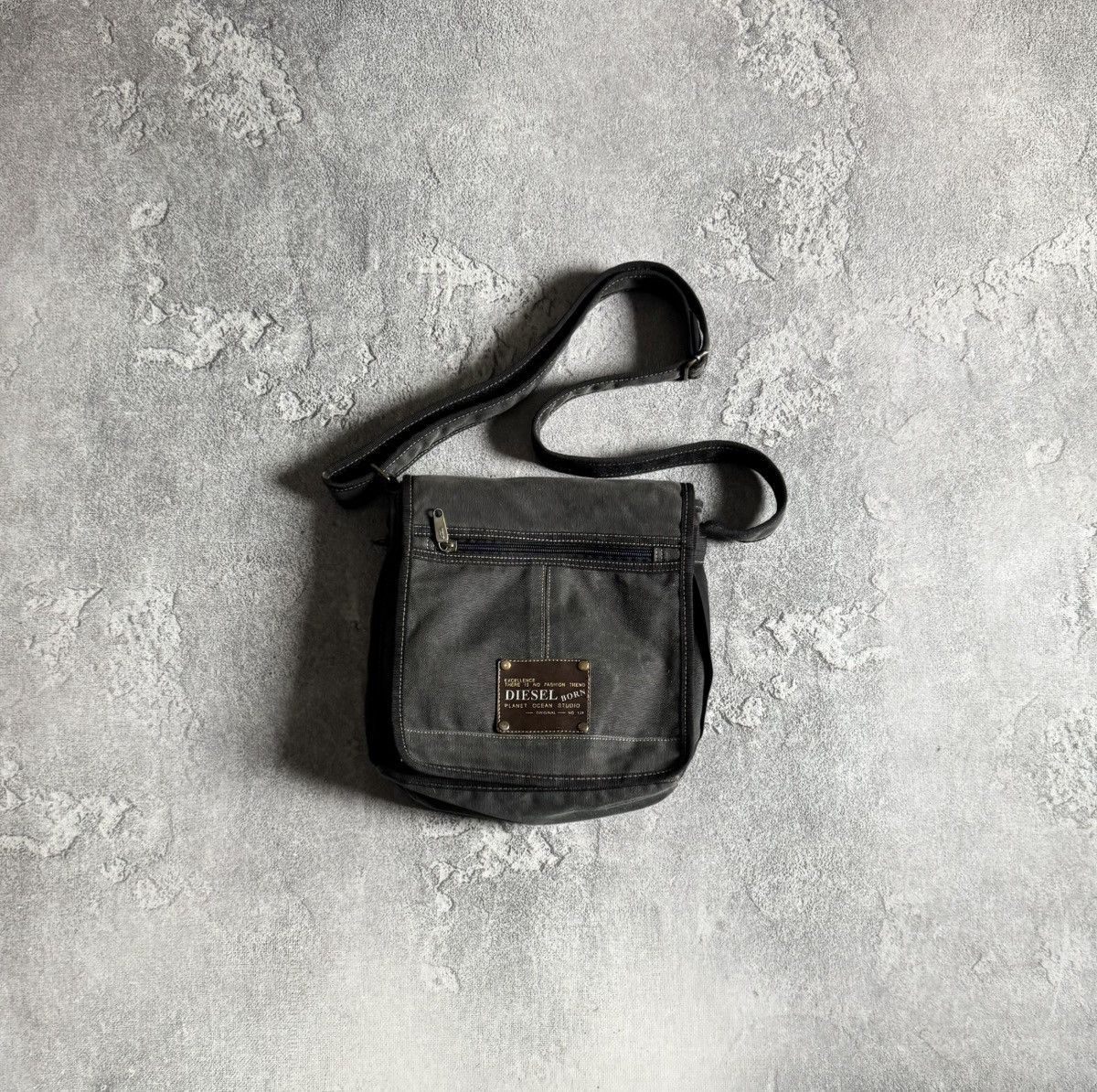 20471120 × Diesel × Japanese Brand Diesel sling bag Vintage Y2K