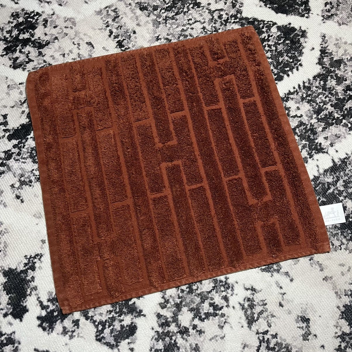 Hermes Hermès Hand Towel (12.5” x 12”) Size ONE SIZE - 1 Thumbnail