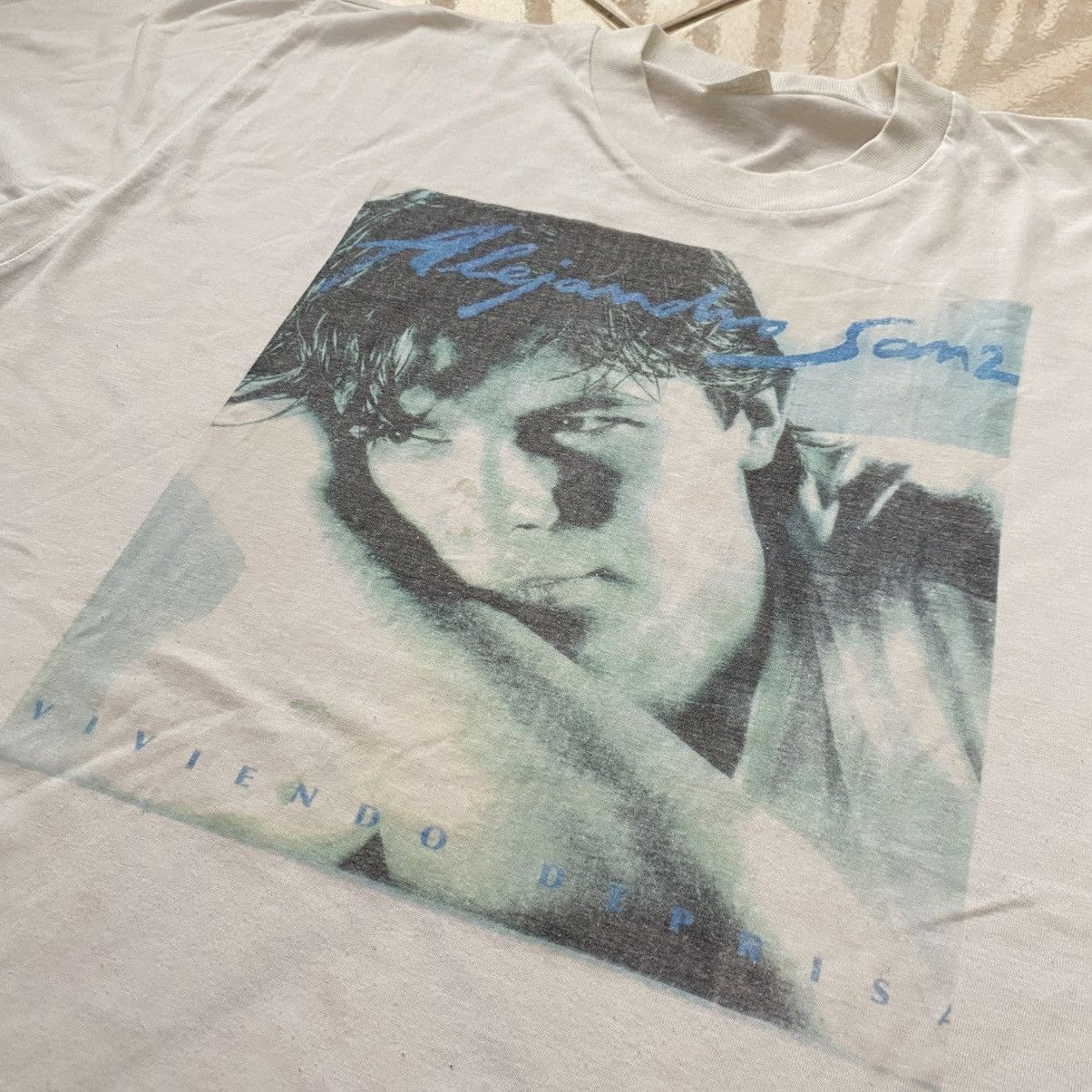 Band Tees Vintage 90's Singer Alejandro Sanz Viviendo Deprisa Size US L / EU 52-54 / 3 - 3 Thumbnail