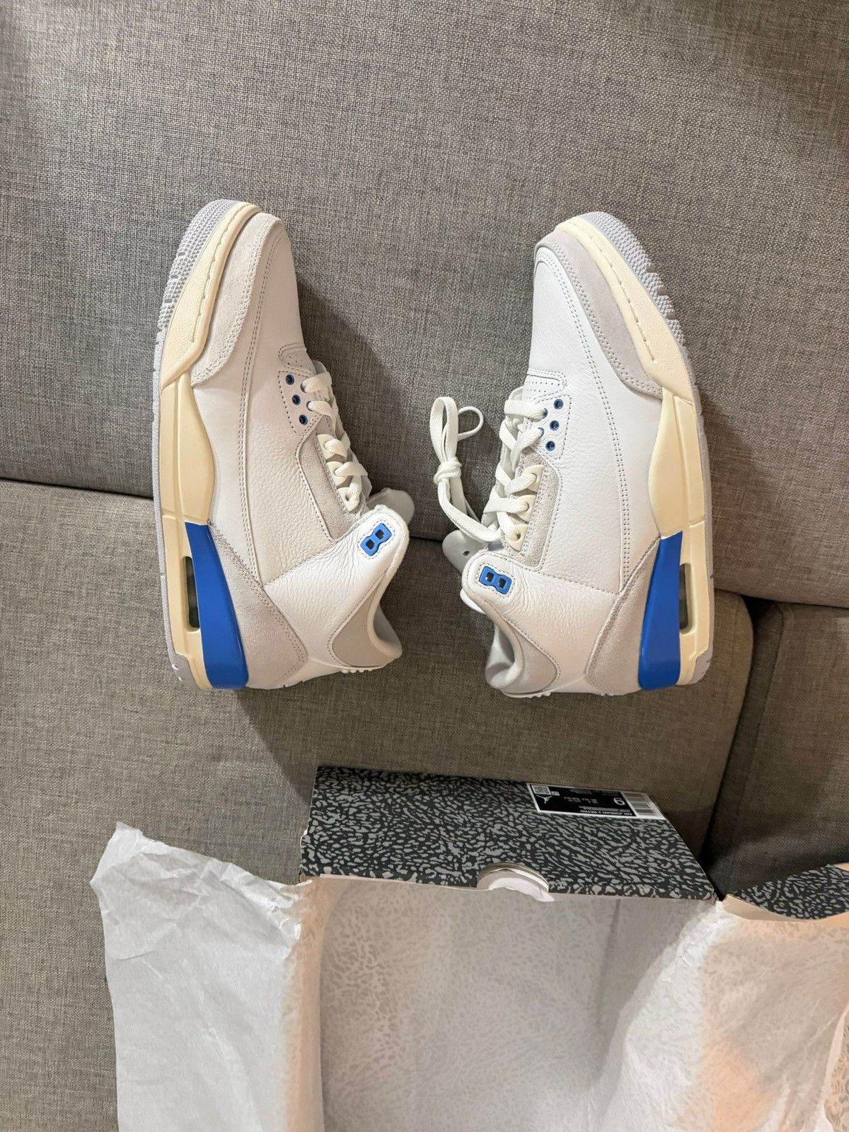 Jordan Brand Jordan 3 Retro Size US 9 / EU 42 - 2 Thumbnail