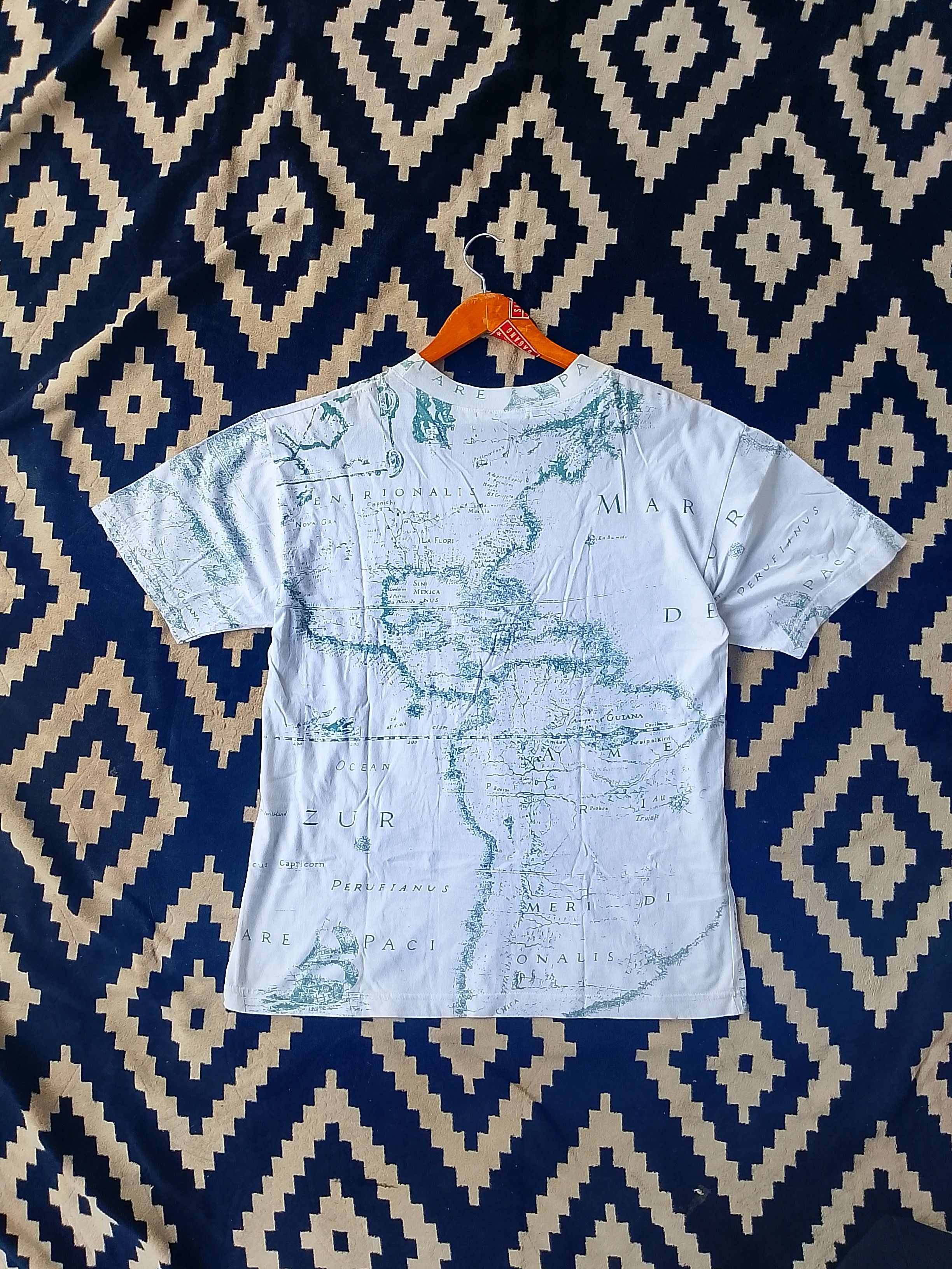 Outdoor Research Vintage Gear Point Maritime Blue Marlin World Map Art Tees Size US L / EU 52-54 / 3 - 3 Thumbnail