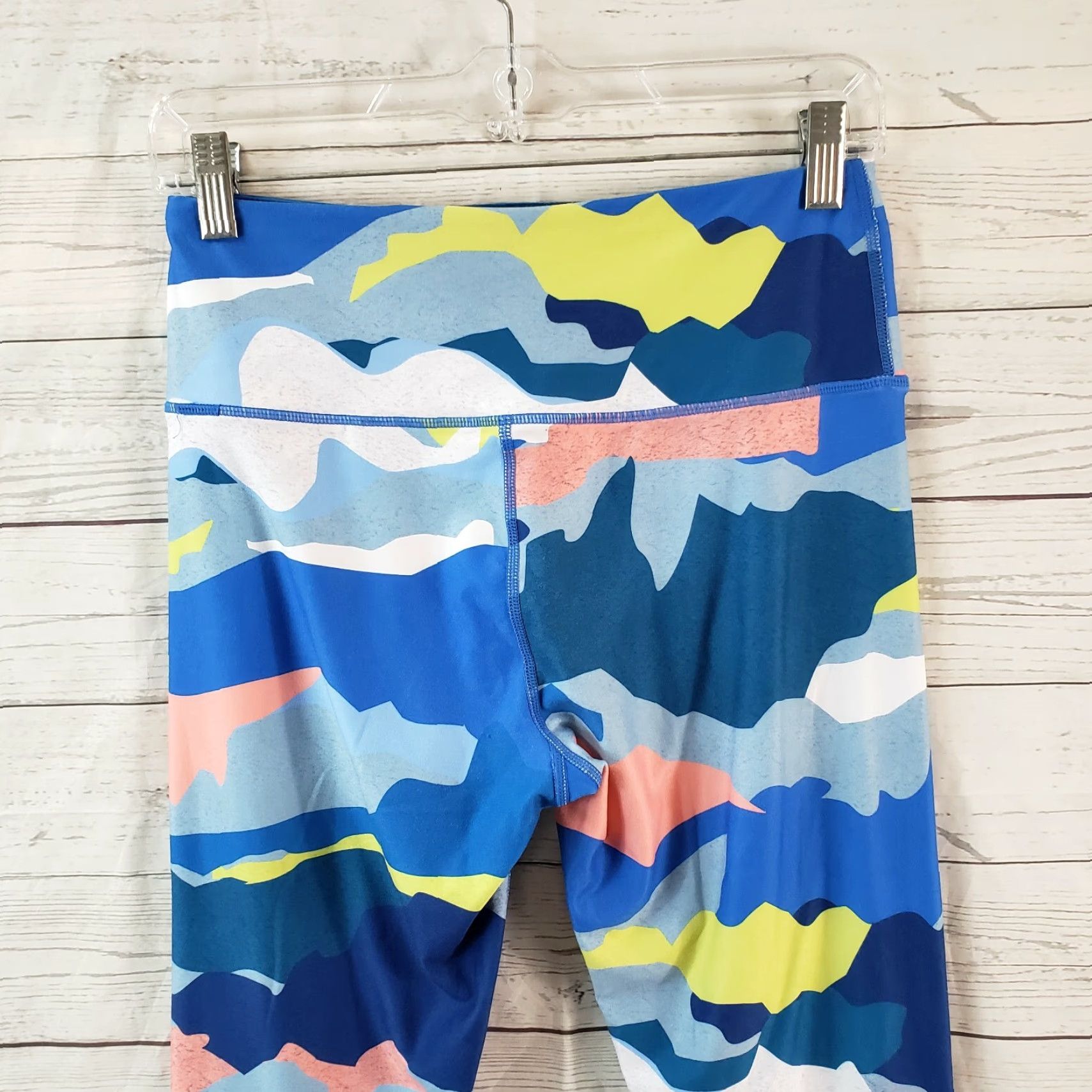 Betsey Johnson Betsey Johnson Womens Cropped Leggings M Blue Pink High Rise Activewear Size 32" / US 10 / IT 46 - 5 Thumbnail