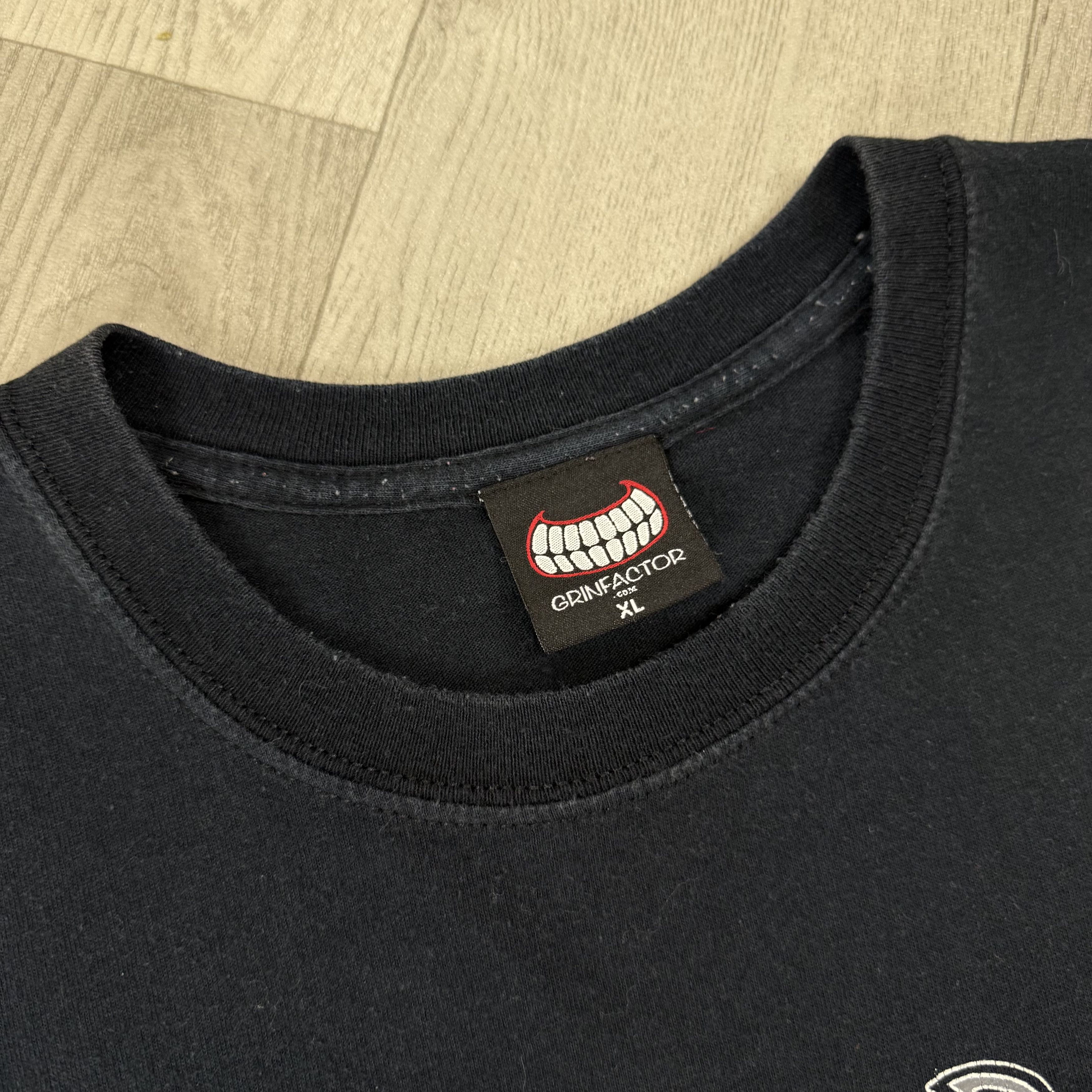 Vintage Vintage Grinfactor 00s Graphic Hook-Ups Style Tee Shirt Size US XL / EU 56 / 4 - 9 Thumbnail