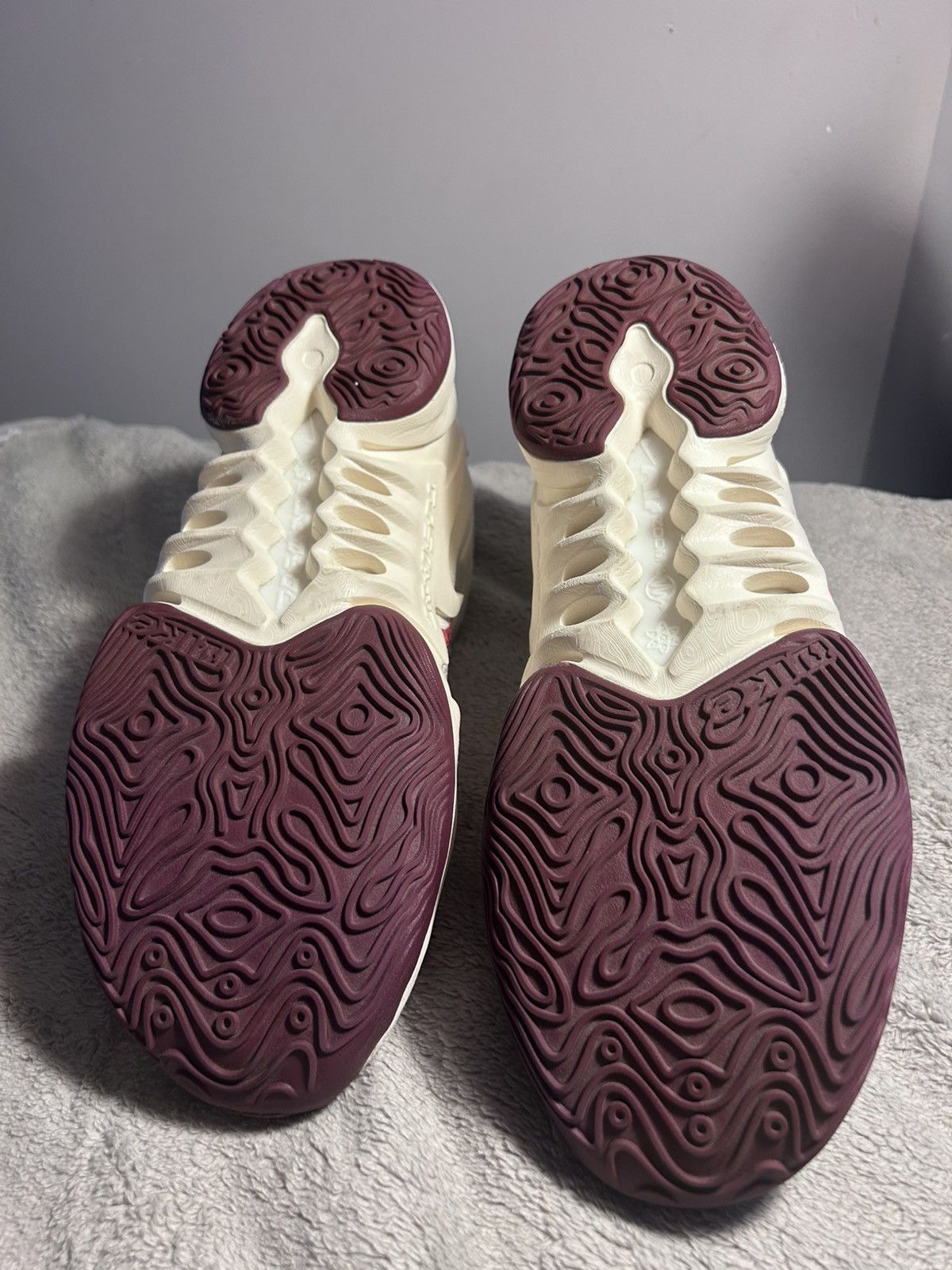 Nike Nike Cosmic Unity 2 Size US 12 / EU 45 - 4 Thumbnail