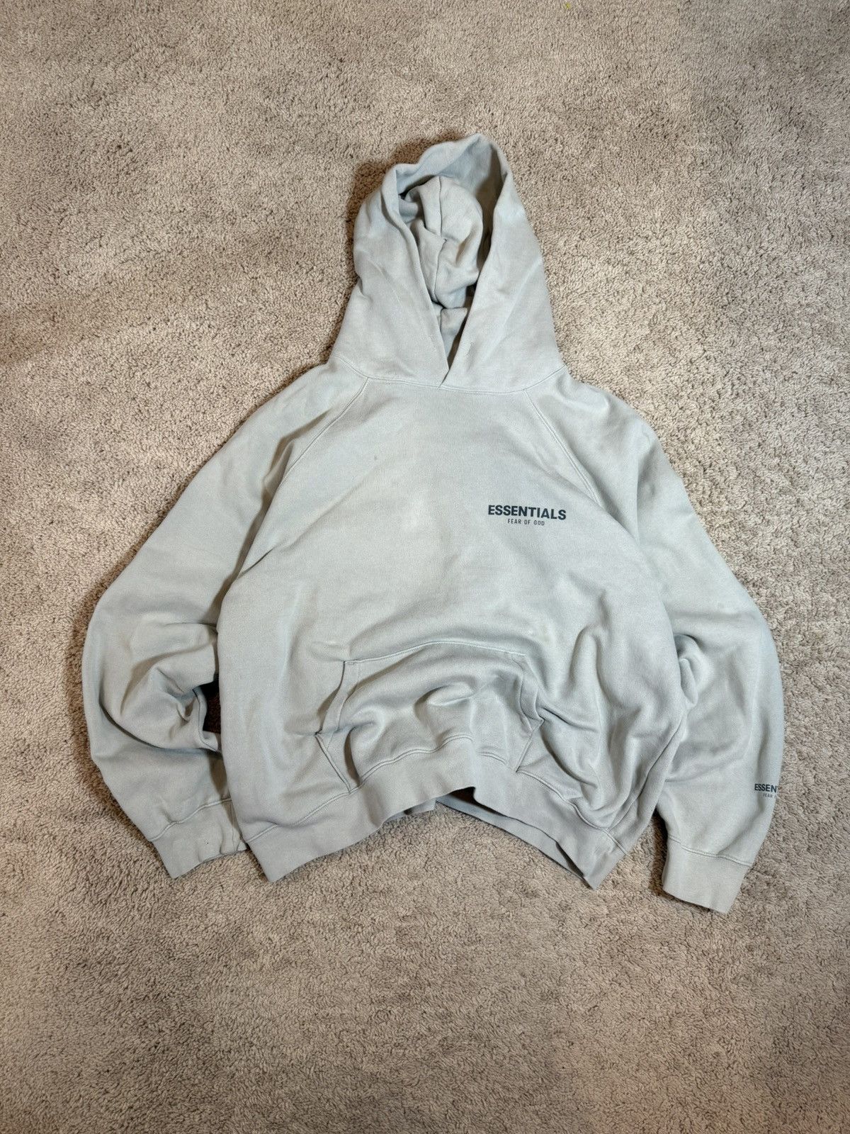 Essentials × Fear of God XL Fear of God Essentials SSENSE Exclusive “Concrete” Hoodie Size US XL / EU 56 / 4 - 1 Thumbnail