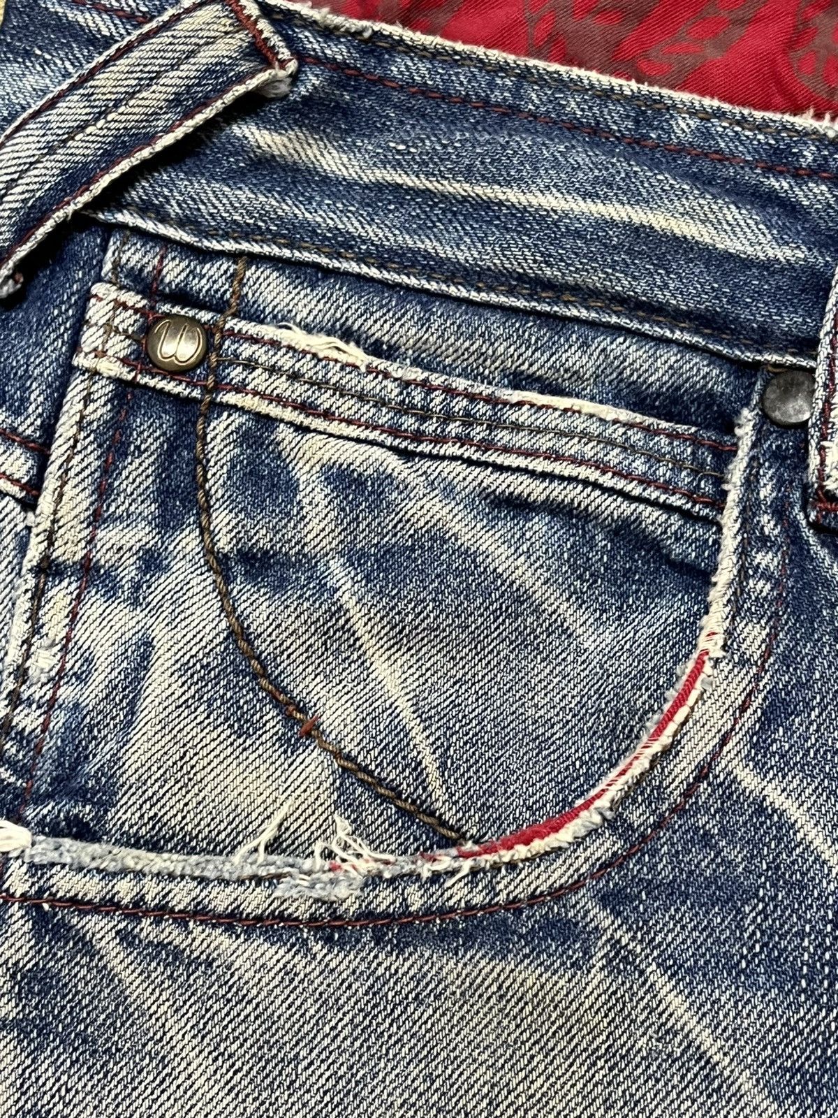 Wrangler Vintage Wrangler Faded Grunge Distressed Denim Size US 33 - 9 Thumbnail