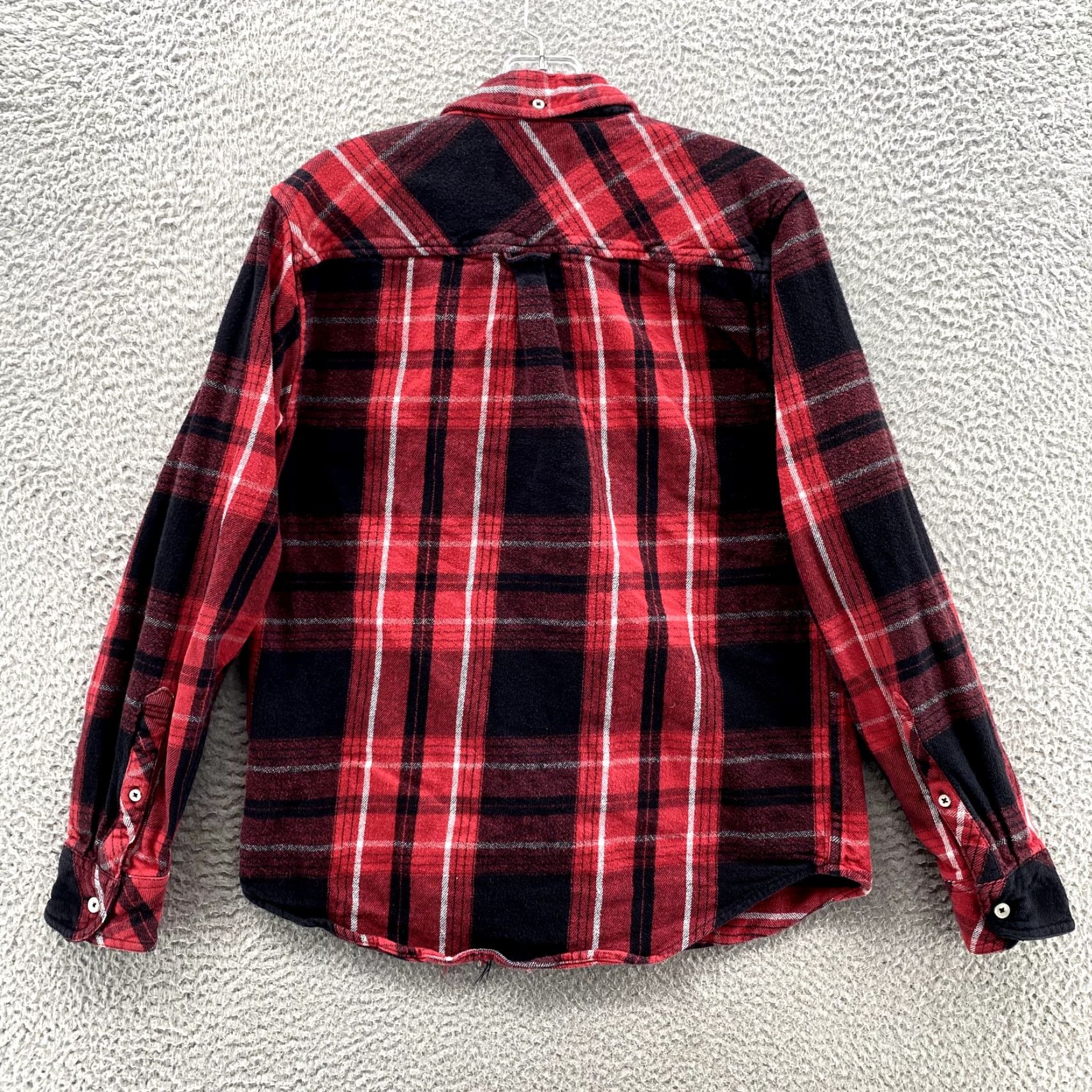 Chubbies Chubbies Flannel Shirt Men Small Red Black Plaid Gorpcore Cabin Workwear Outdoor Shirt Mens Size US S / EU 44-46 / 1 - 5 Thumbnail