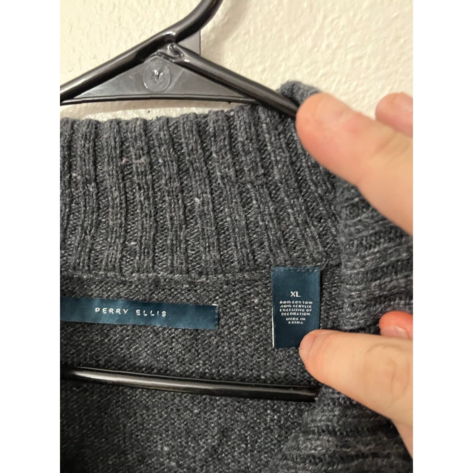 Perry Ellis Perry Ellis Gray Sweater Elbow Patch 1/4 Button Neck Sz XL Men Size US XL / EU 56 / 4 - 2 Thumbnail