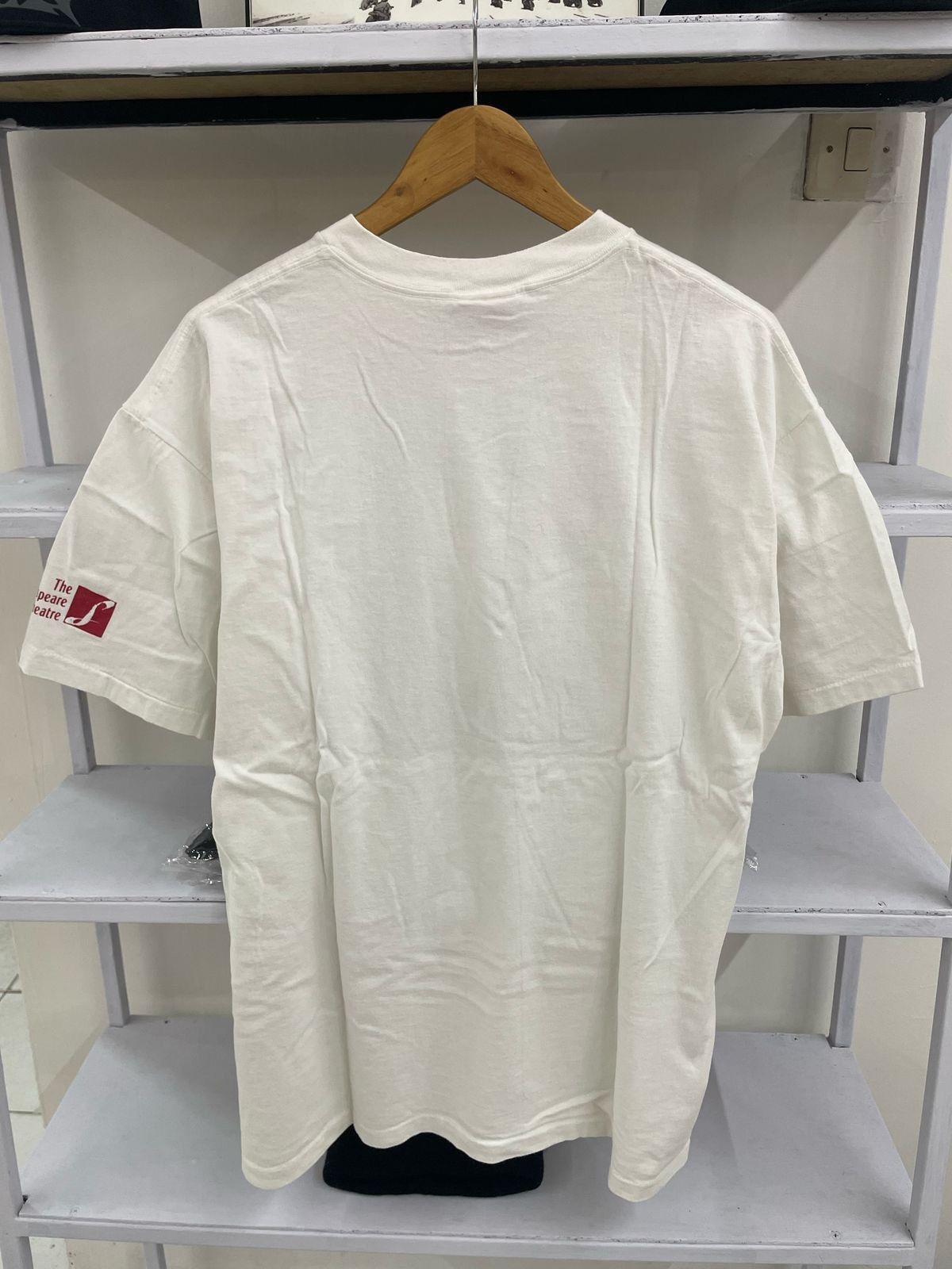 Vintage VINTAGE 90s "JULIUS CAESAR" TSHIRT. Size US XL / EU 56 / 4 - 5 Thumbnail