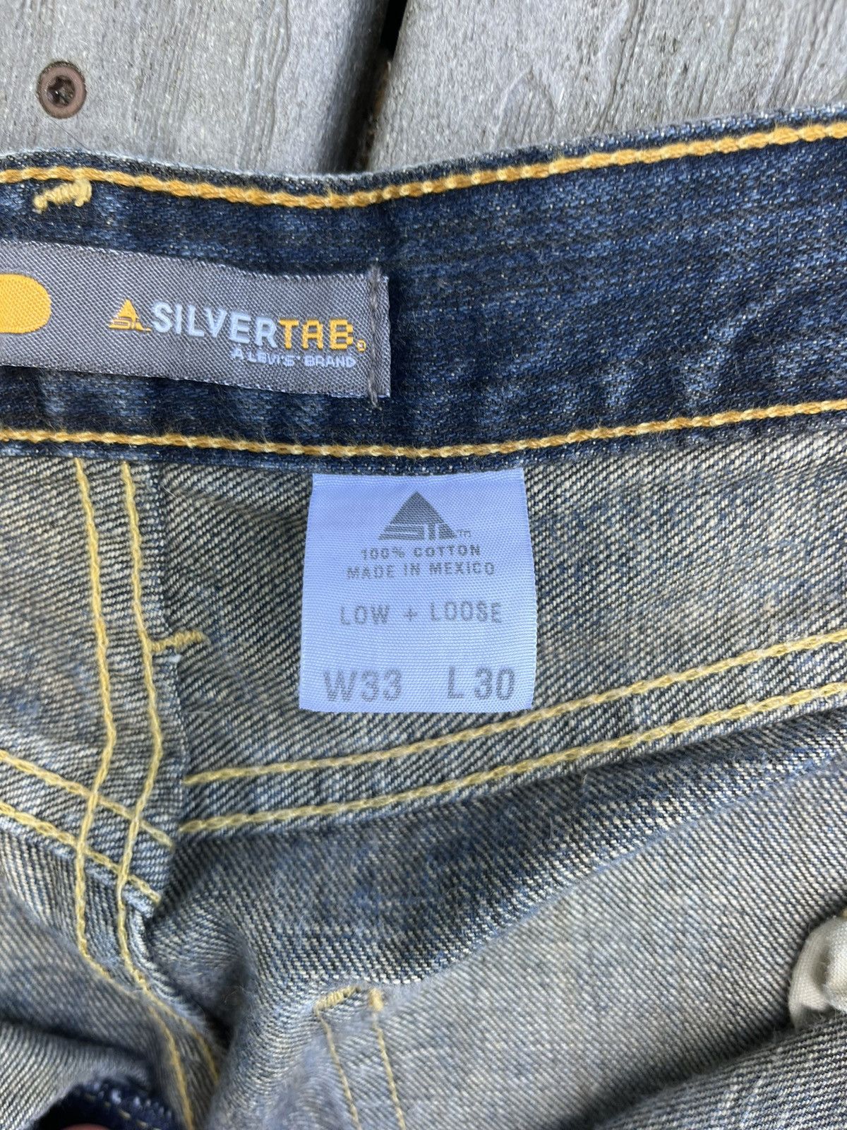 Levi's Vintage Levi’s Silvertab Low and Loose Jeans Size US 33 - 3 Thumbnail