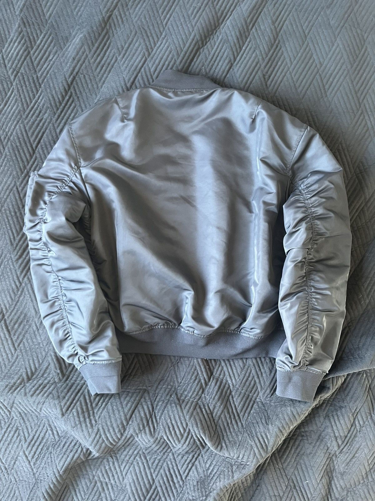 Off-White Off white bomber jacket Size US M / EU 48-50 / 2 - 3 Thumbnail