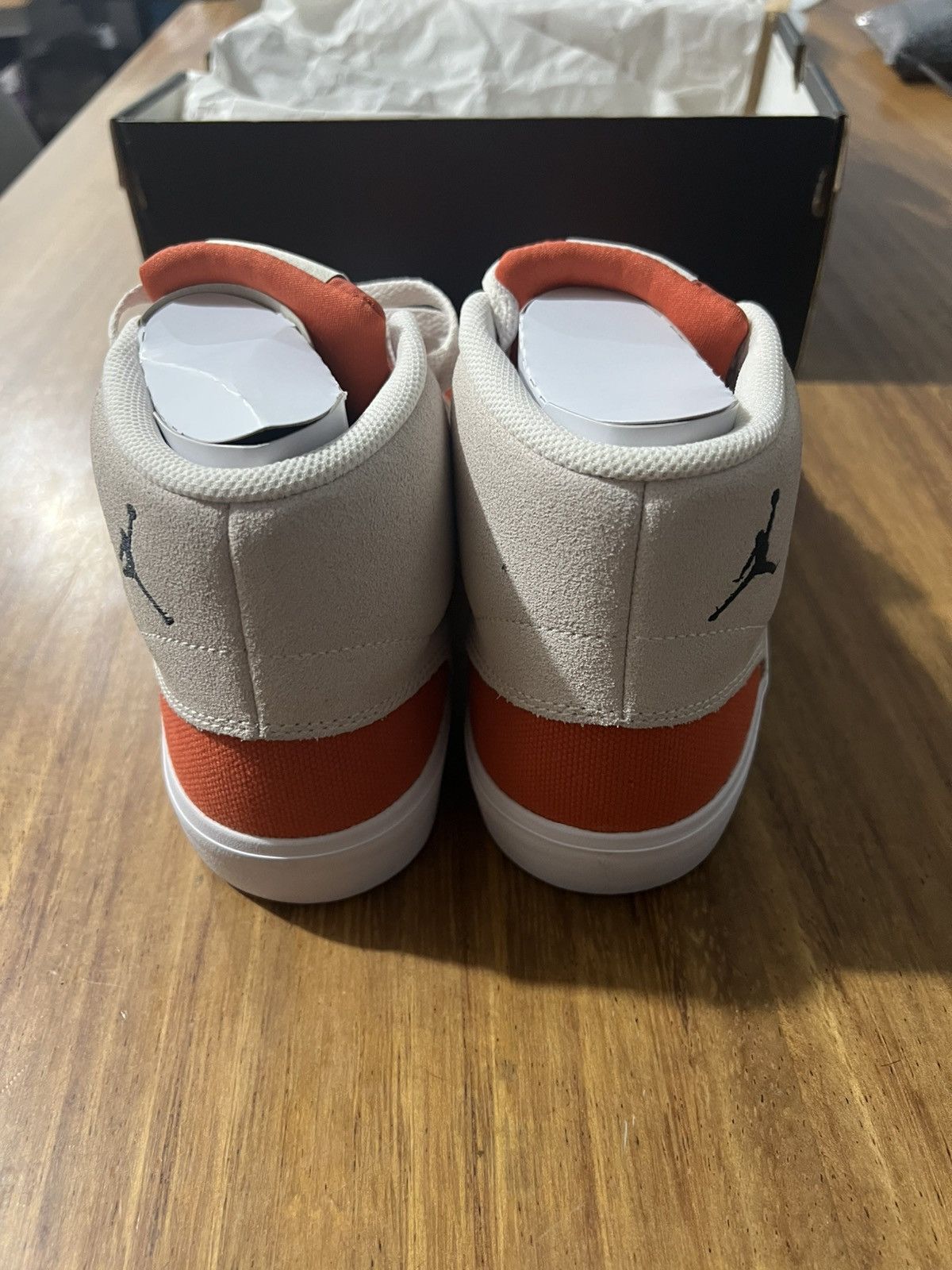 Jordan Brand Jordan Series Mid Size US 9 / EU 42 - 4 Thumbnail