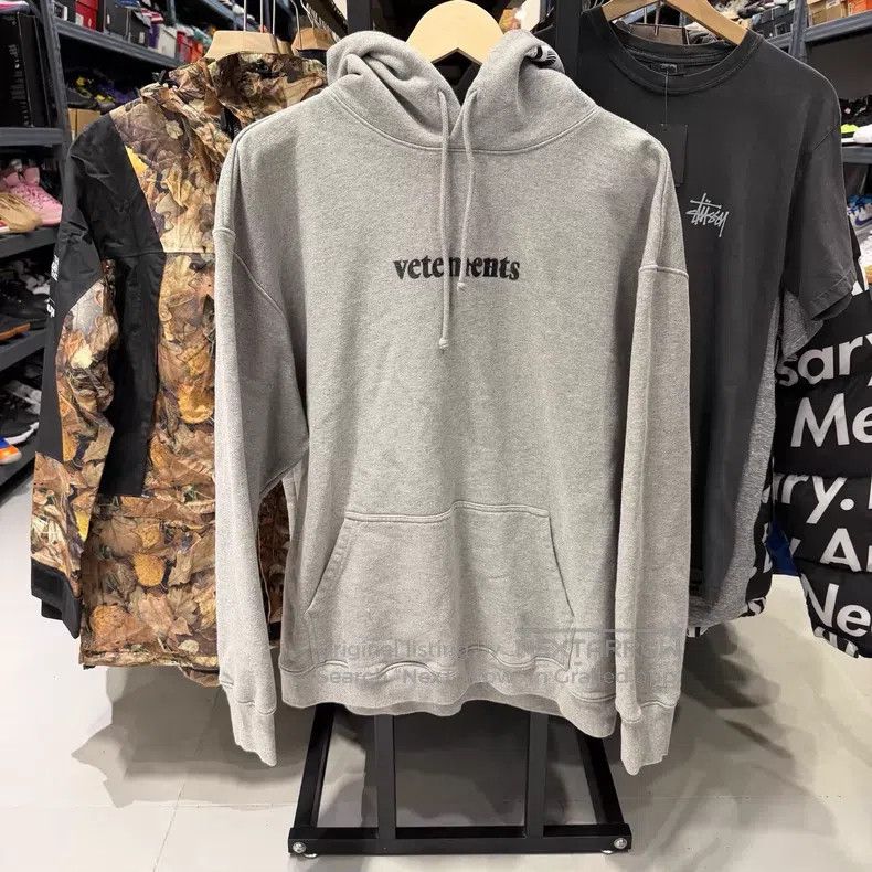 Vetements Vetements sweatshirt Size US M / EU 48-50 / 2 - 6 Thumbnail