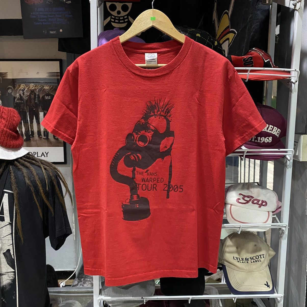 Band Tees VTG 2005 The Vans Warped Concert Tour Tee Shirt Size US M / EU 48-50 / 2 - 1 Thumbnail