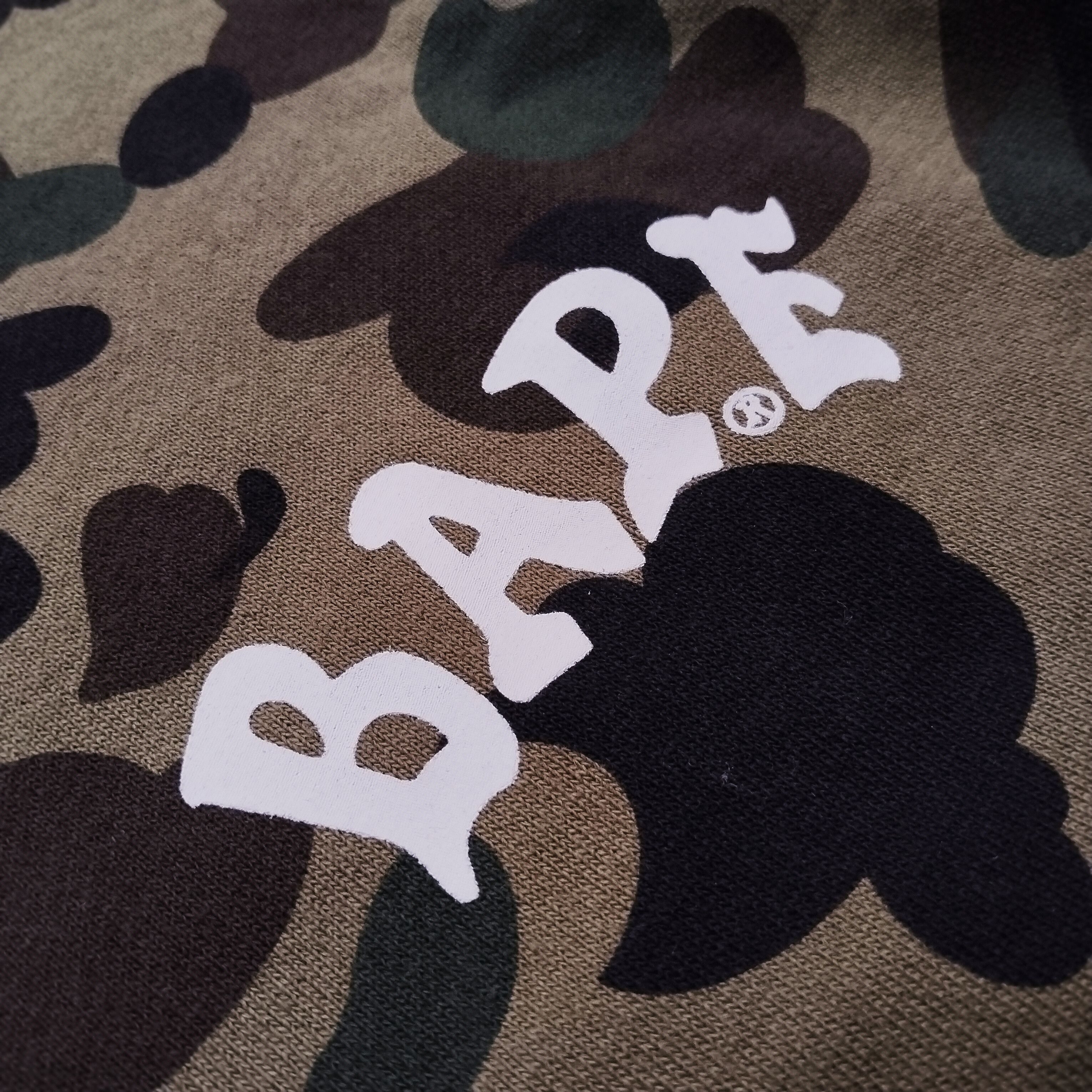 Bape 2019 Bape 1st Camo Color Block Crewneck Size US M / EU 48-50 / 2 - 3 Thumbnail