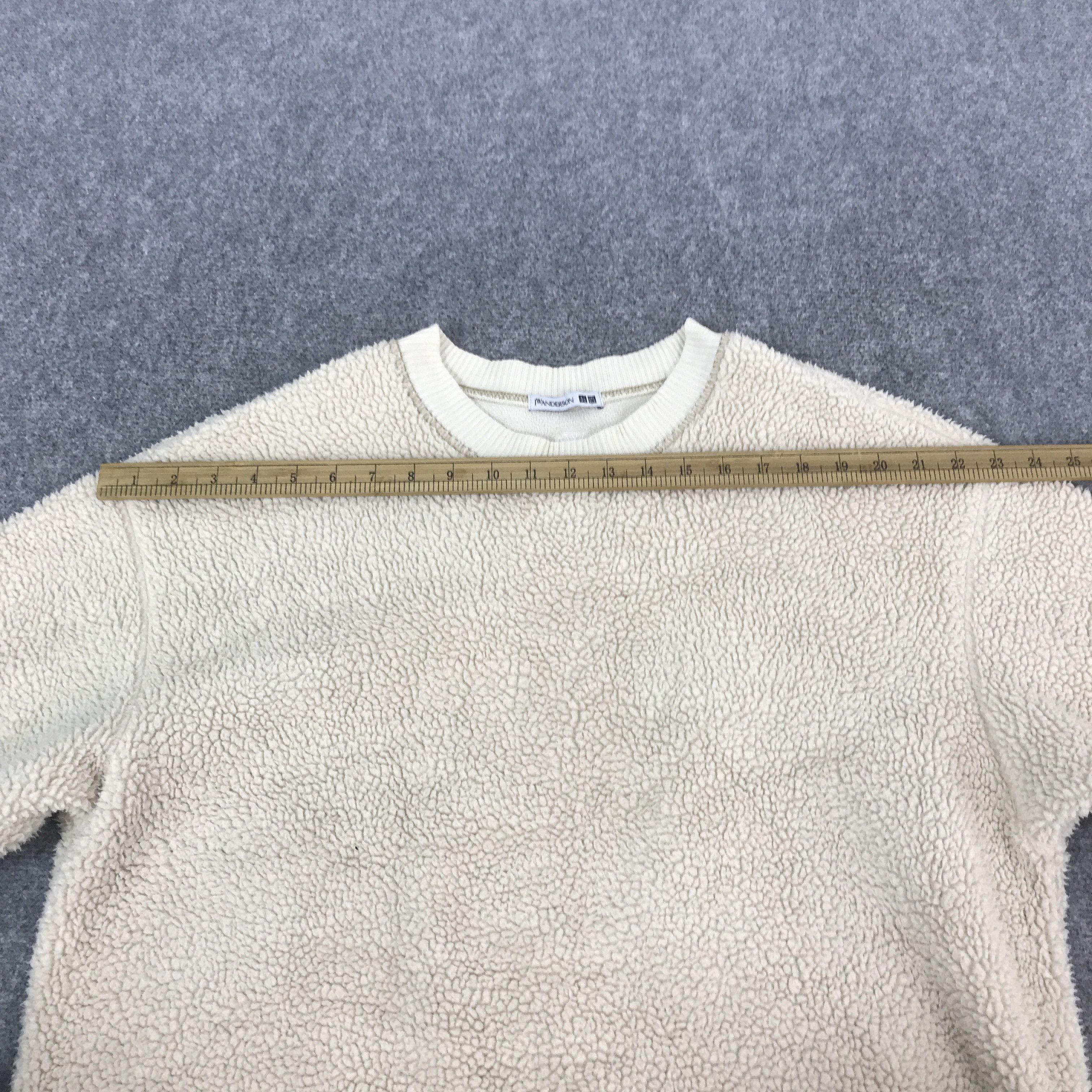 JW Anderson × Uniqlo JW Anderson x uniqlo sherpa sweatshirt K65B4 Size US L / EU 52-54 / 3 - 5 Thumbnail