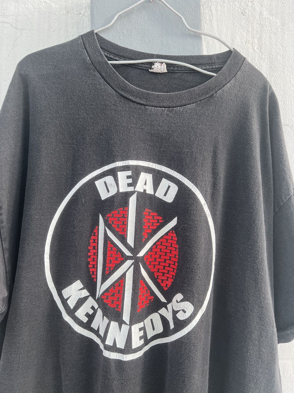 Band Tees Vintage Y2K Dead Kennedys 2XL Thrashed Faded Hardcore punk Size US XXL / EU 58 / 5 - 1 Thumbnail