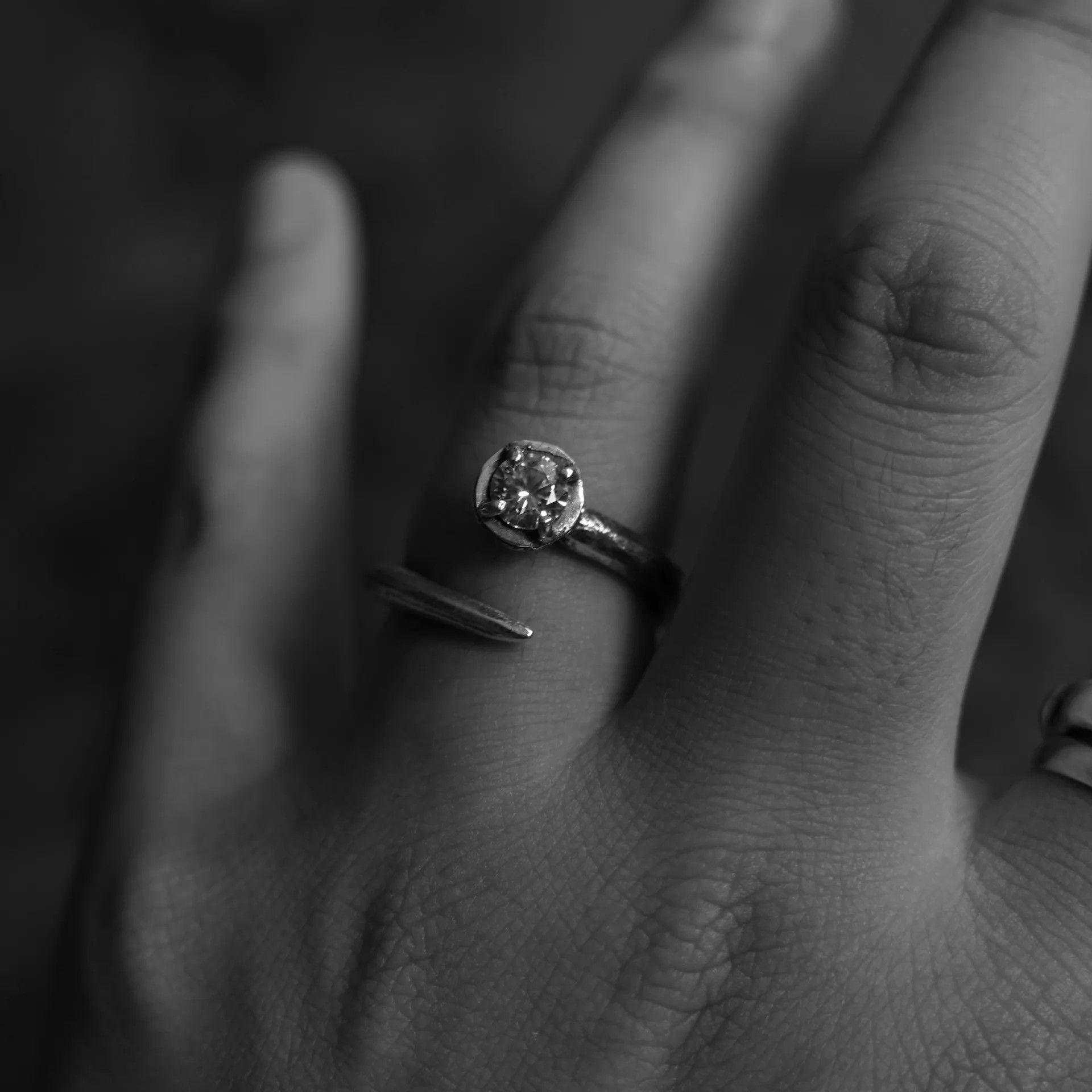 DETAJ Detaj White Zircon Oxidized Silver Nail Ring 11-17 Adj new Size ONE SIZE - 5 Thumbnail
