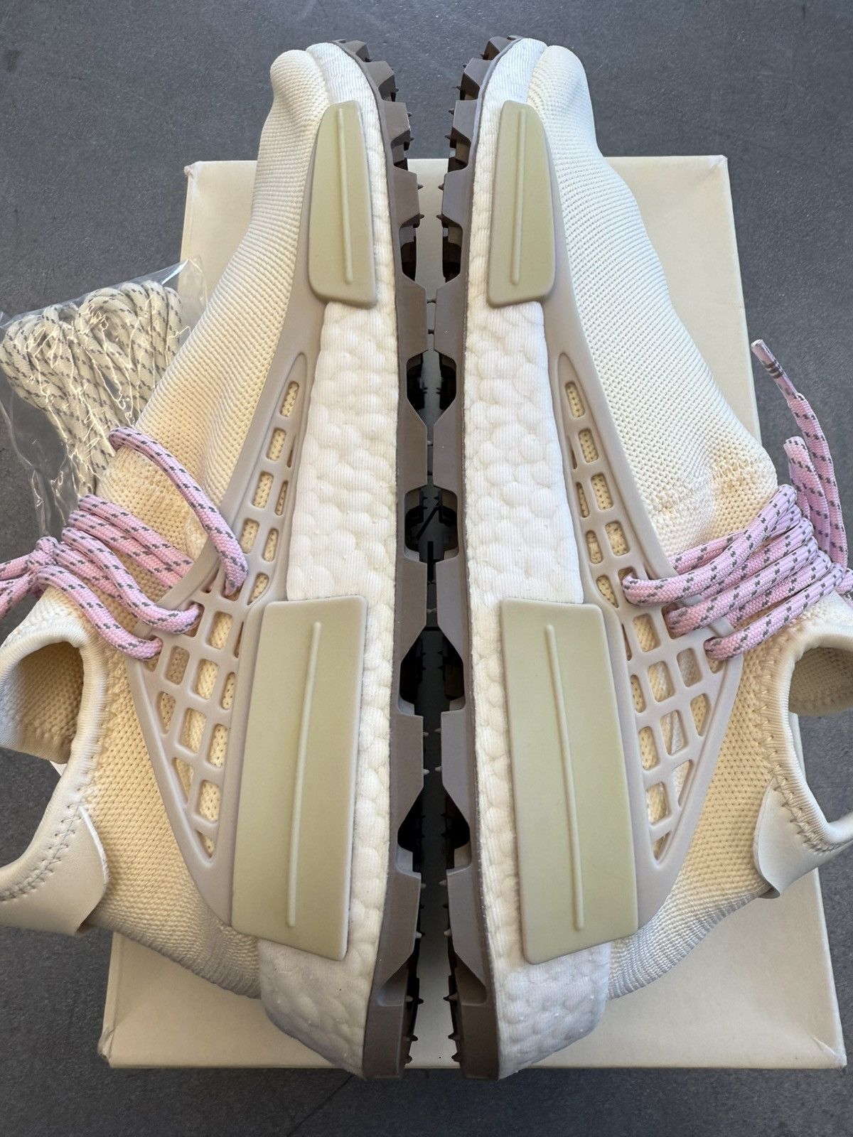 Adidas × Pharrell 2018 Adidas NMD Hu Pharrell Nerd Cream EE8102 Size US 11 / EU 44 - 4 Thumbnail