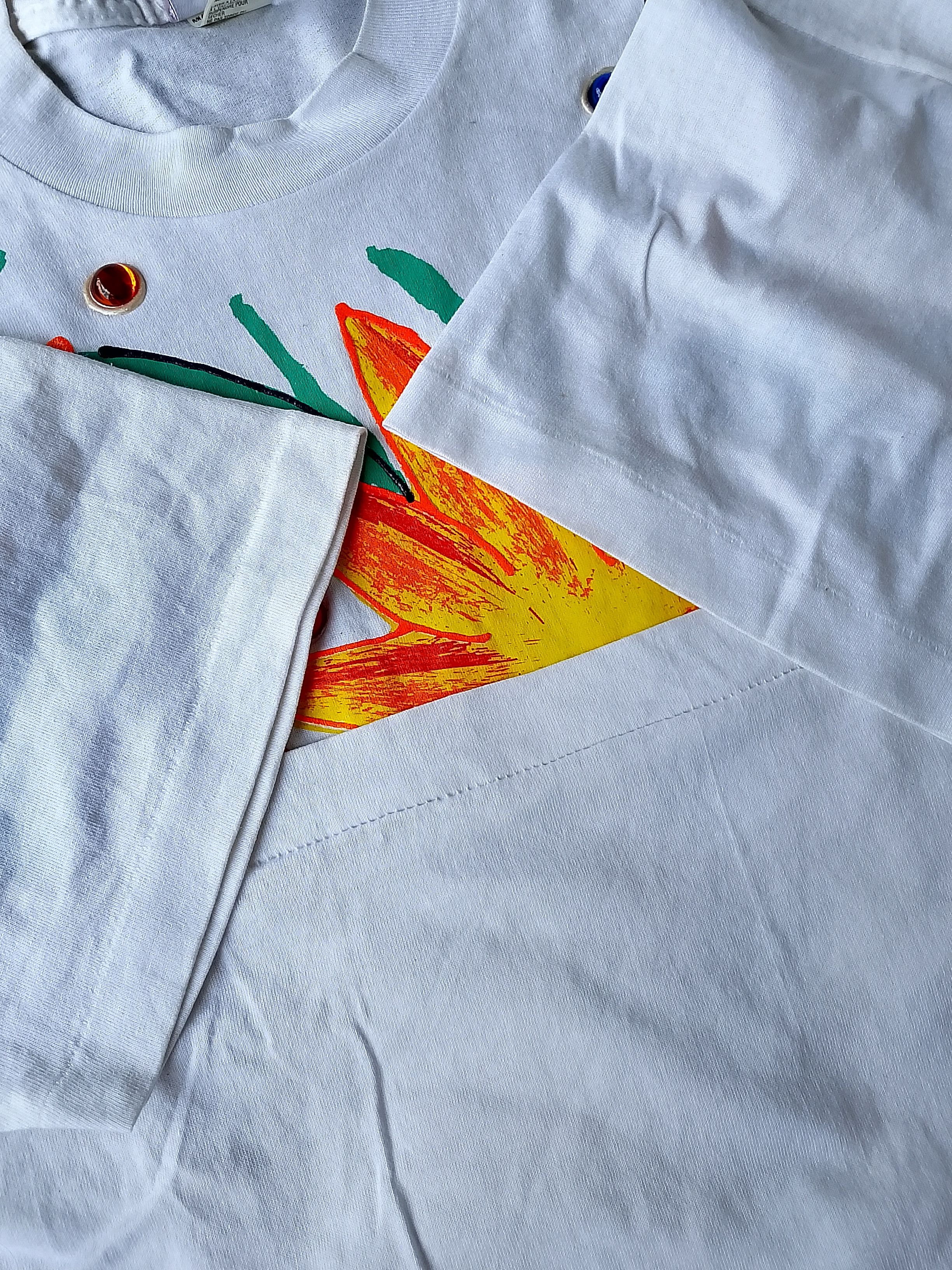Other Vintage Hand-painted Floral T-shirt Wearable Art 80s Size US XXL / EU 58 / 5 - 5 Thumbnail