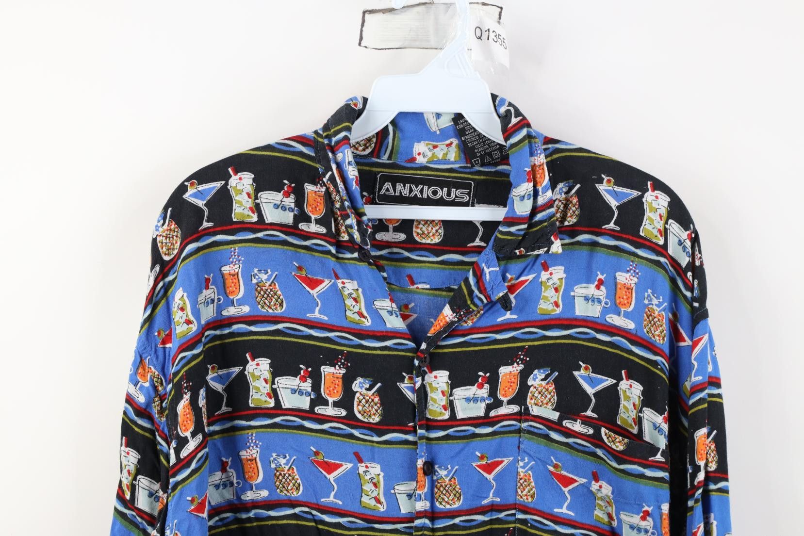 Vintage Vintage 90s Streetwear Gabardine Drinks Button Shirt Size US M / EU 48-50 / 2 - 2 Thumbnail