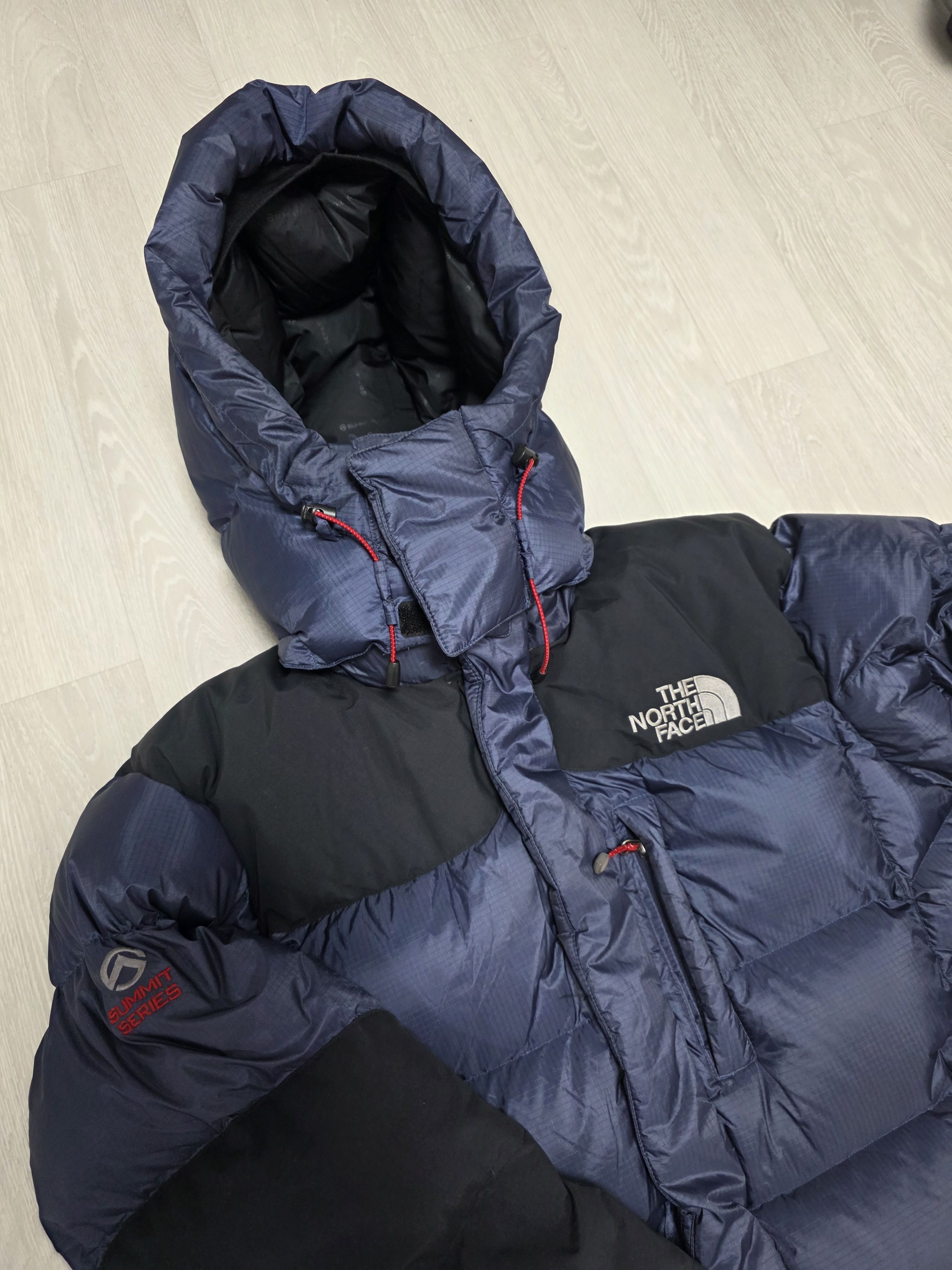 The North Face THE NORTH FACE BALTORO 700 PUFFER JACKET Size US L / EU 52-54 / 3 - 3 Thumbnail