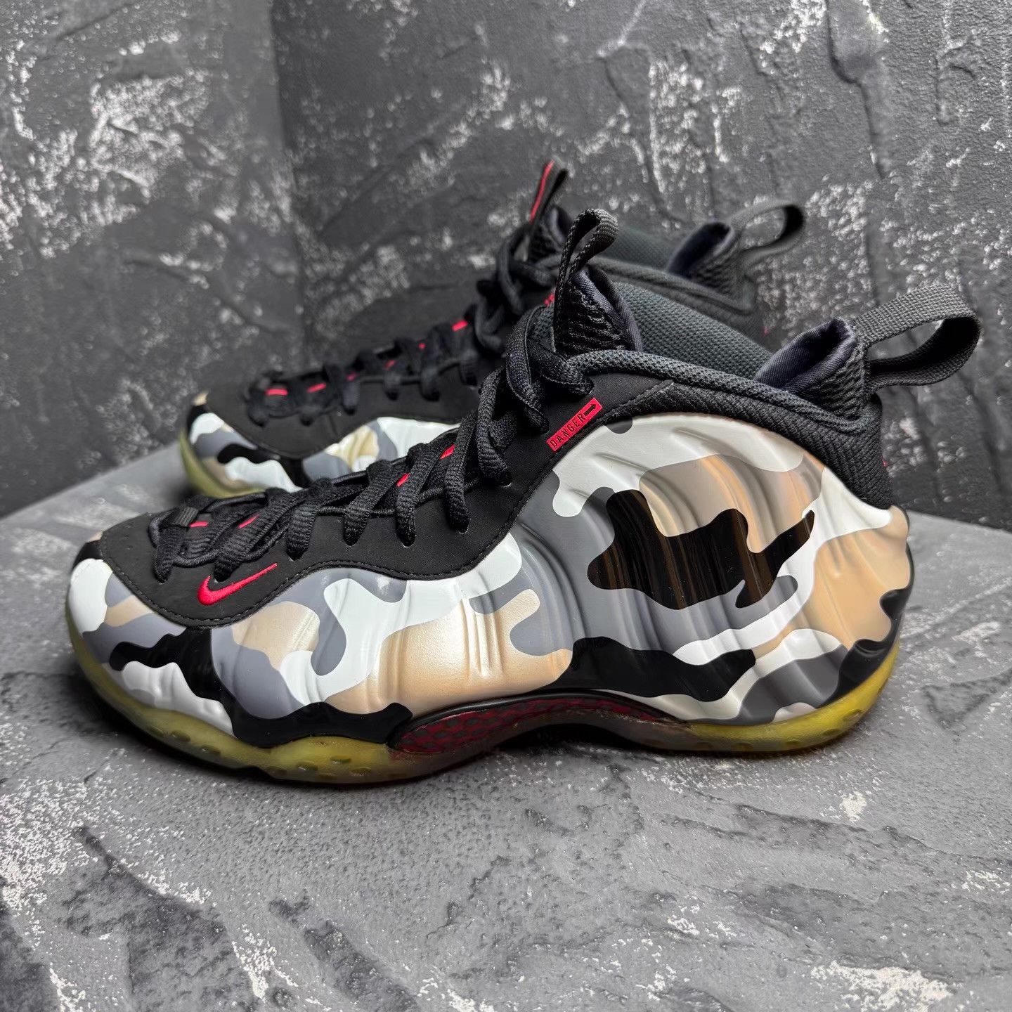 Nike Nike Foamposite One White Camo Air Force Q10 Size US 7 / EU 40 - 2 Thumbnail