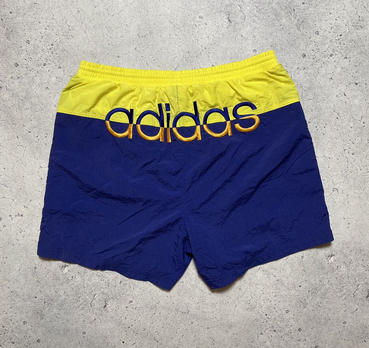 Adidas × Vintage Vintage Adidas Nylon Shorts Big Logo Y2K Size US 34 / EU 50 - 1 Thumbnail