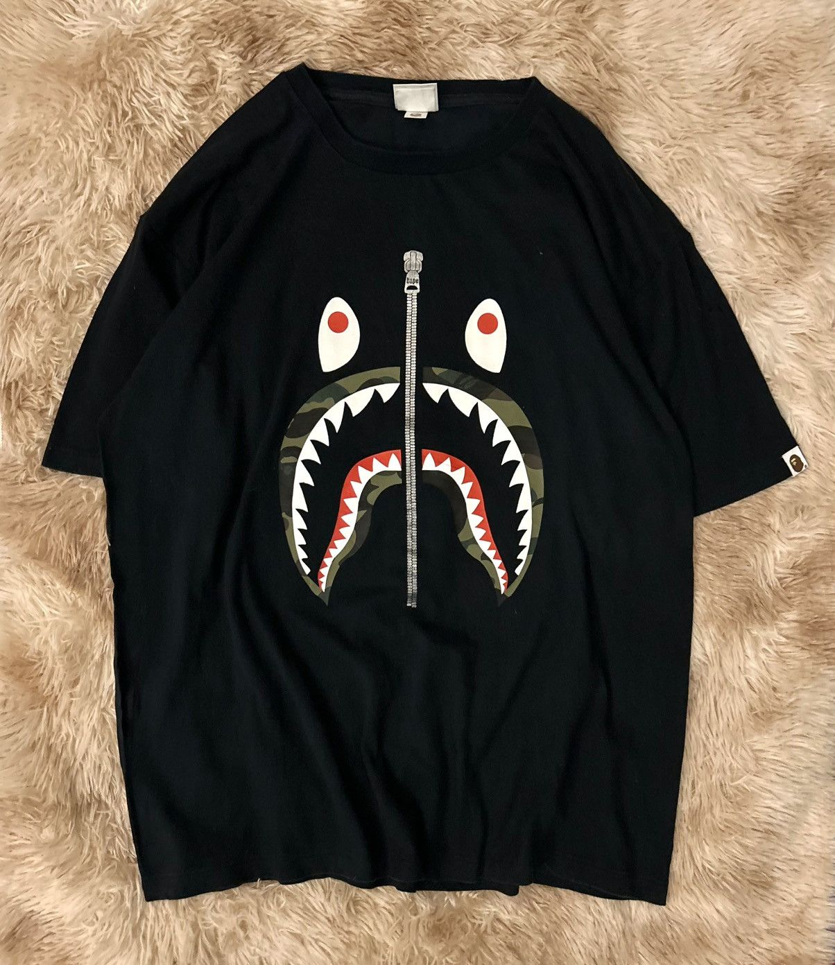 Bape 💥CRAZY💥 BAPE SHARK CAMO HEAD LOGO LININGS TEE Size US XXL / EU 58 / 5 - 1 Thumbnail