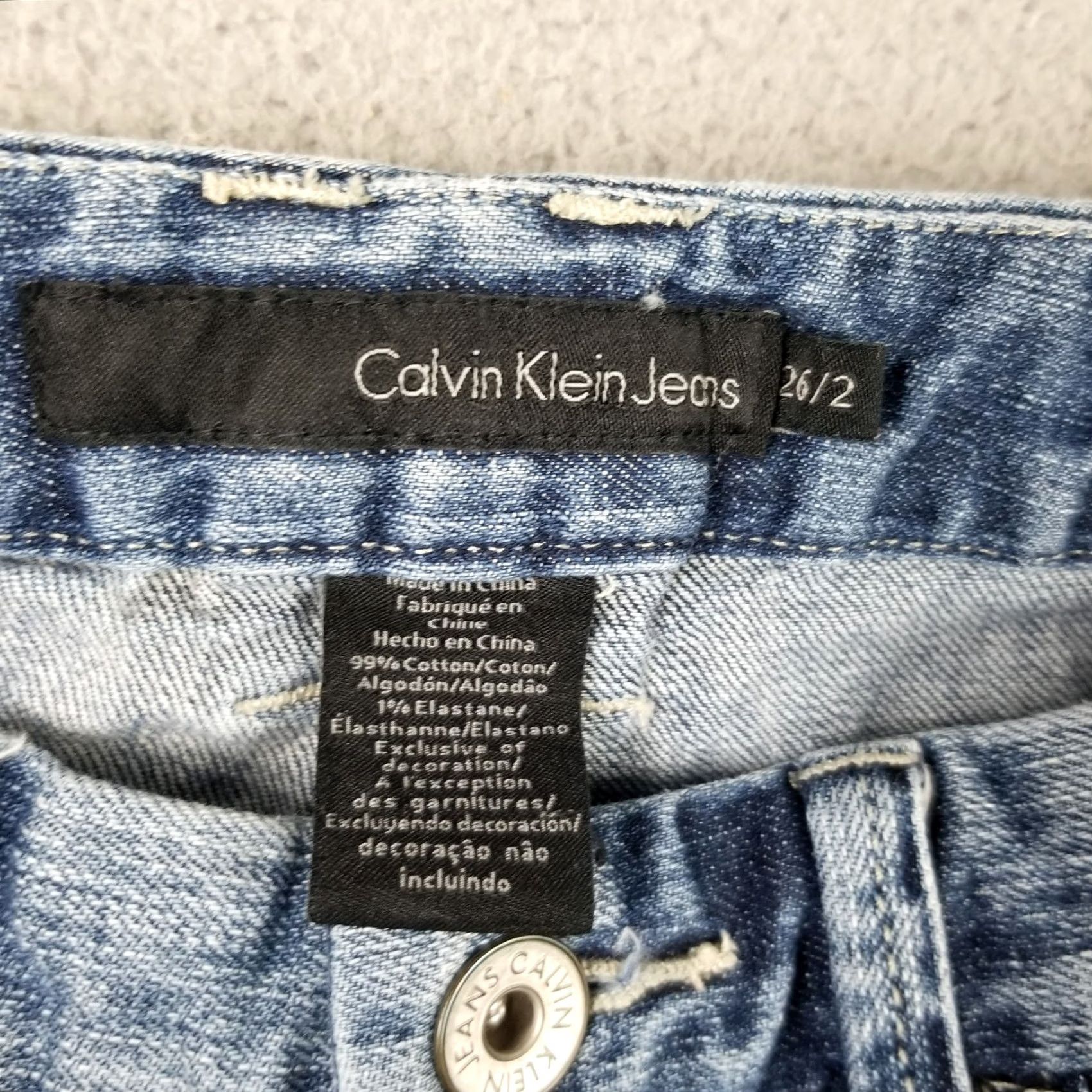 Calvin Klein Calvin Klein Shorts Women 2 Distressed Cuffed Casual Blue 100% Cotton Whiskers Size 26" / US 2 / IT 38 - 2 Thumbnail