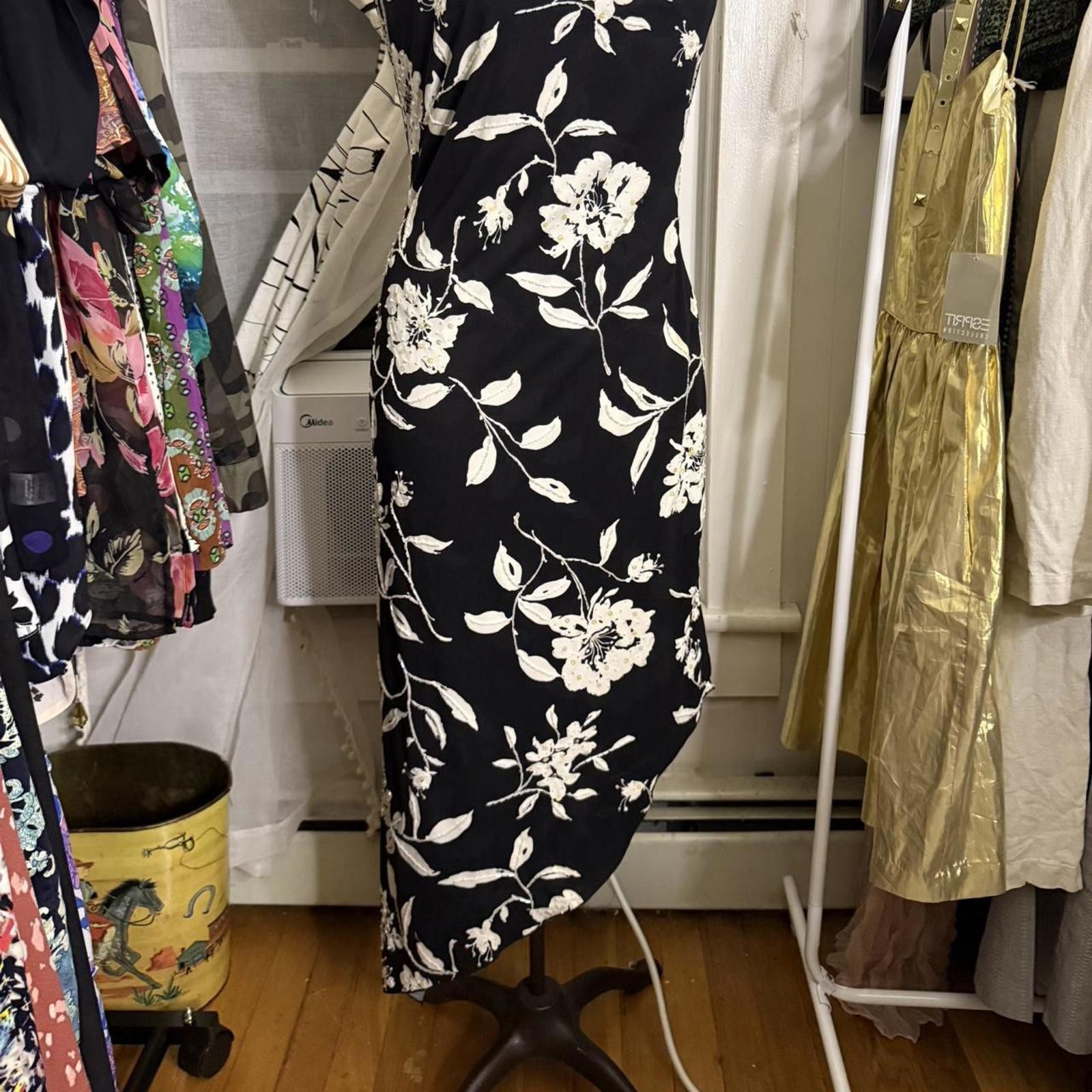 Other Cache Black and White Floral Asymmetrical Dress Size 6 Size M / US 6-8 / IT 42-44 - 3 Thumbnail