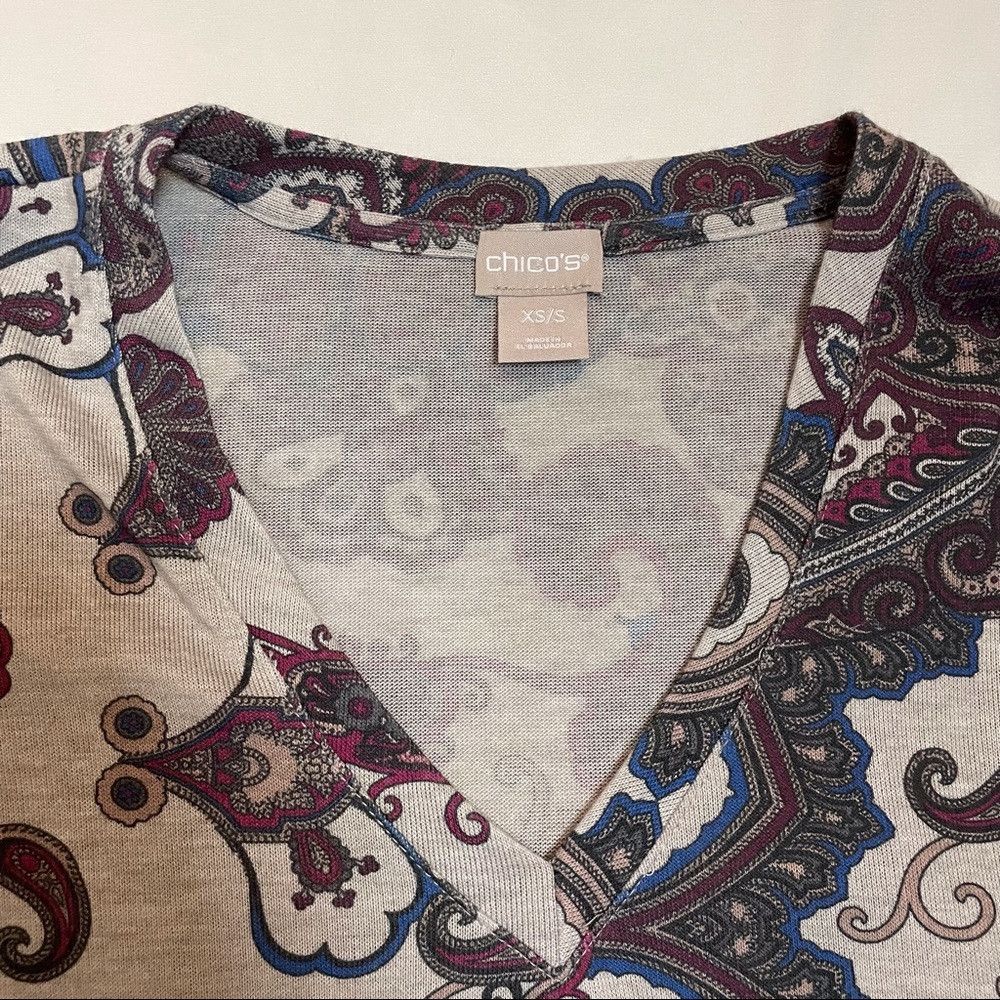 Chicos New Chico's Oversized Paisley V-neck Top Tunic Size XS/S Size S / US 4 / IT 40 - 6 Thumbnail