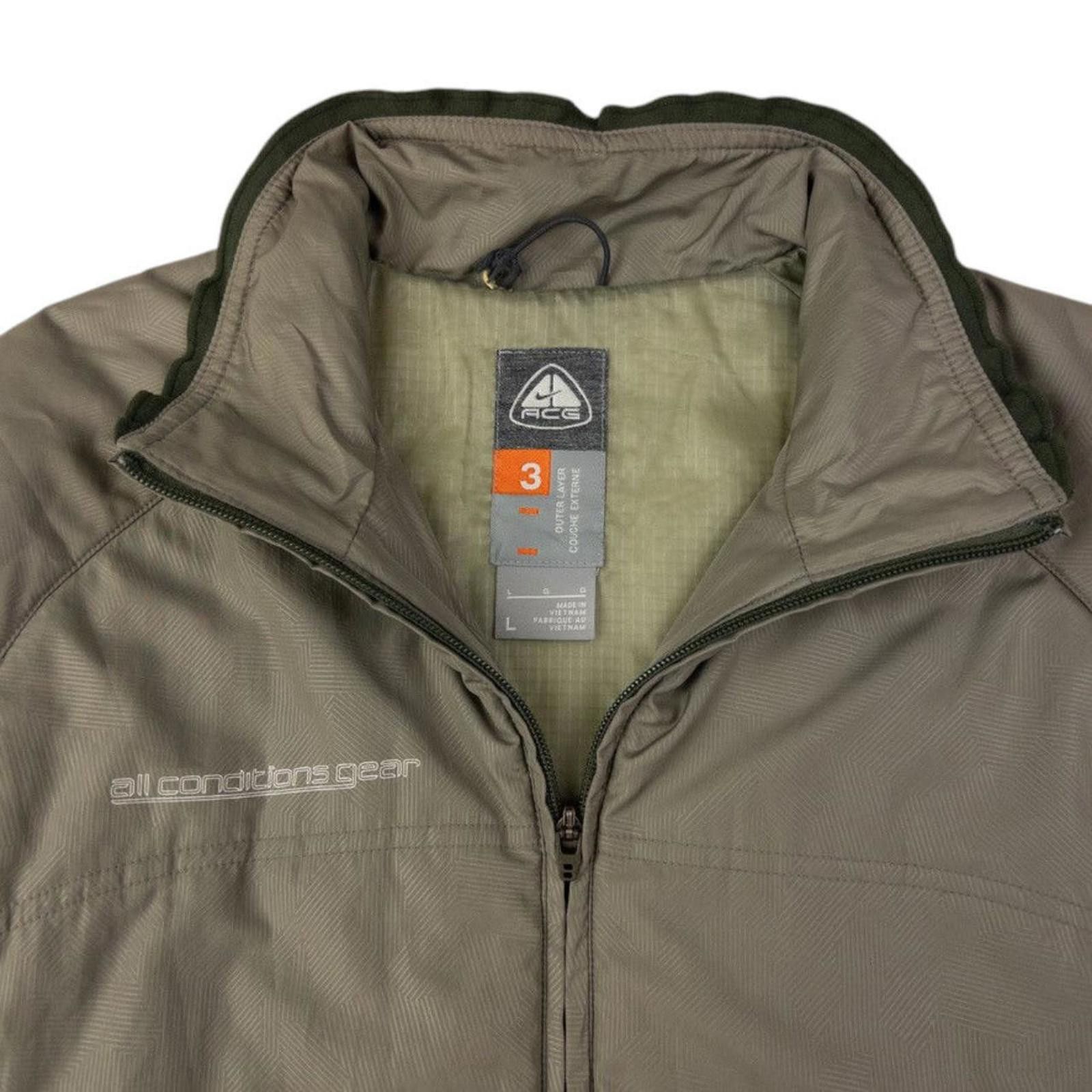 Nike Vintage Nike ACG Lightweight Padded Zip Up Jacket Size L Size US L / EU 52-54 / 3 - 4 Thumbnail