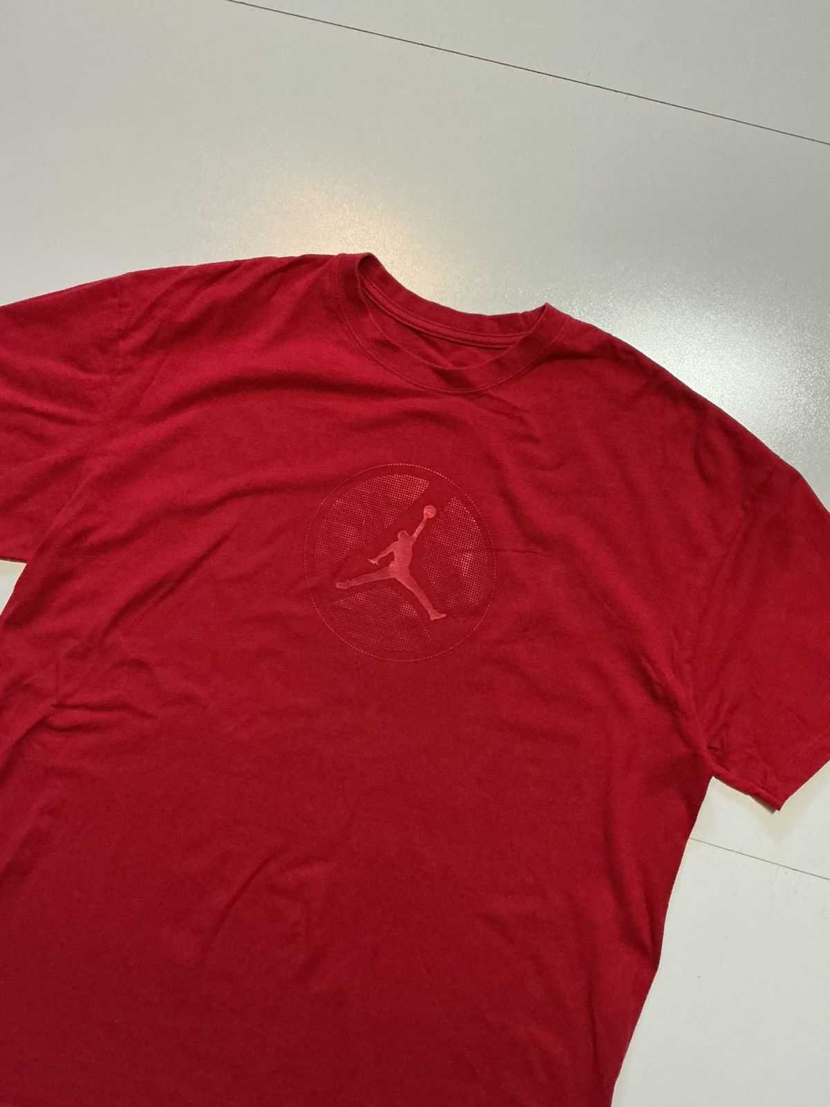 Nike Air Jordan Circle Jumpman Logo Graphic Basketball T-Shirt Size US XXL / EU 58 / 5 - 4 Thumbnail