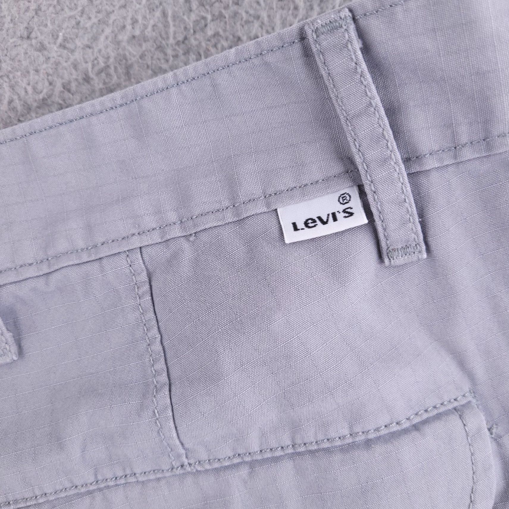 Levi's Levis Shorts Cargo Gray Cotton 40 Mens Regular Flat Front Front Type Ripstop Utility Size US 40 / EU 56 - 7 Thumbnail
