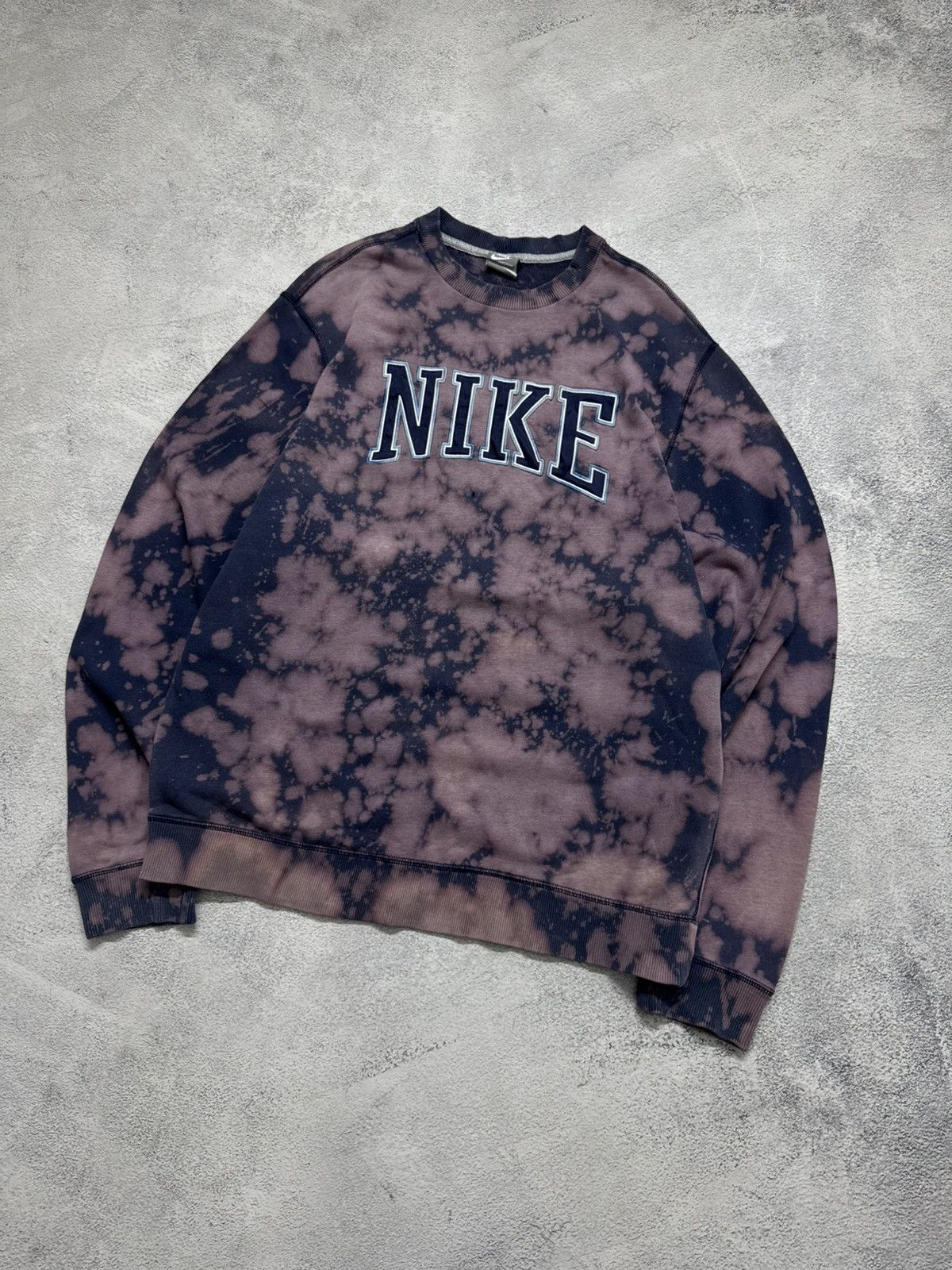 Nike Vintage Y2k Nike Spell Out Big Logo Sweatshirt 90’s Size US L / EU 52-54 / 3 - 5 Thumbnail