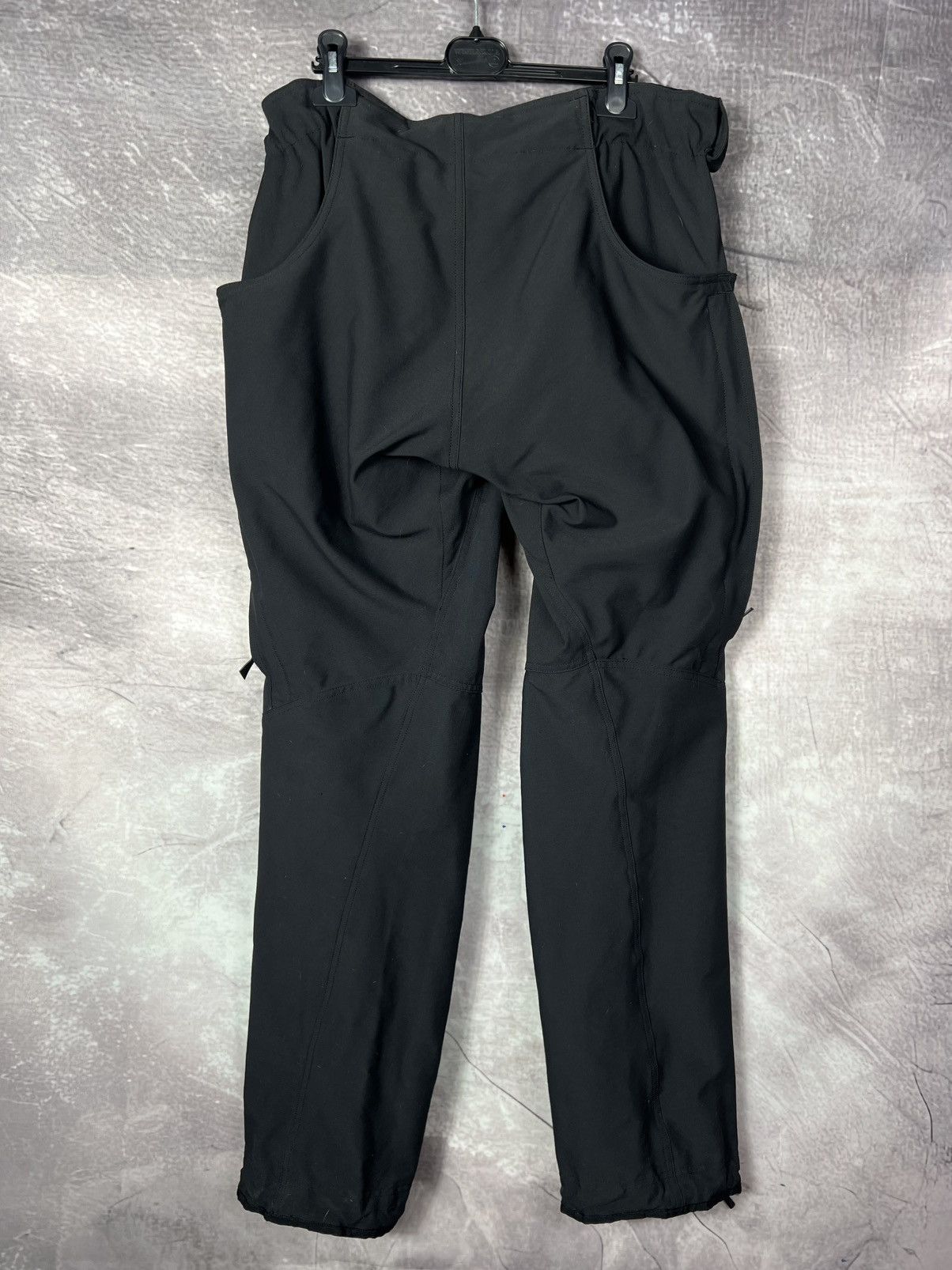 Klattermusen Klattermusen Gere Hiking Combat Cargo Pants Multipocket Size US 36 / EU 52 - 2 Thumbnail