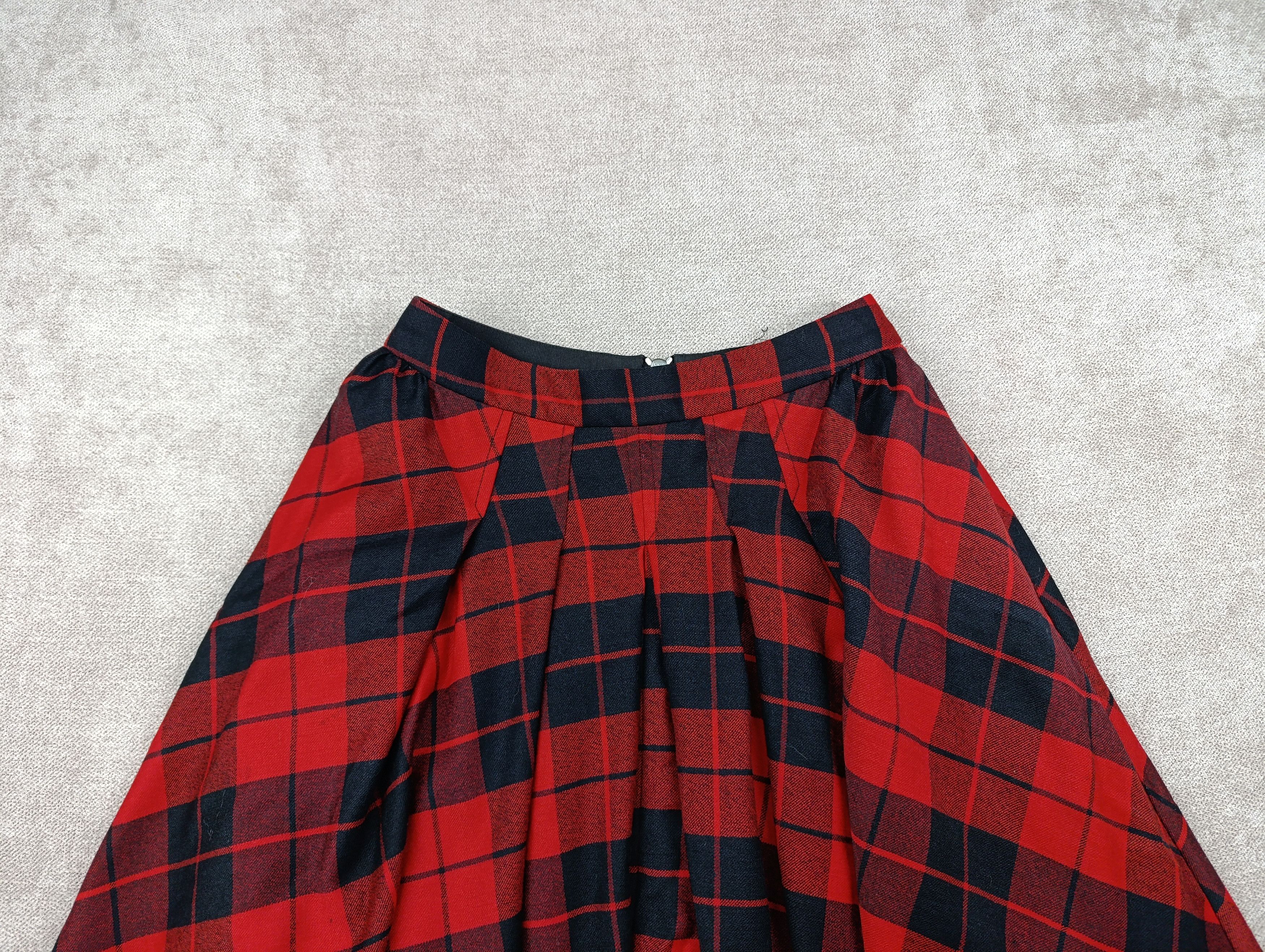 Dolce & Gabbana DOLCE & GABBANA D&G RED PLAID PANNIER WOOL MINI SKIRT WOMENS Size 27" / US 4 / IT 40 - 5 Thumbnail