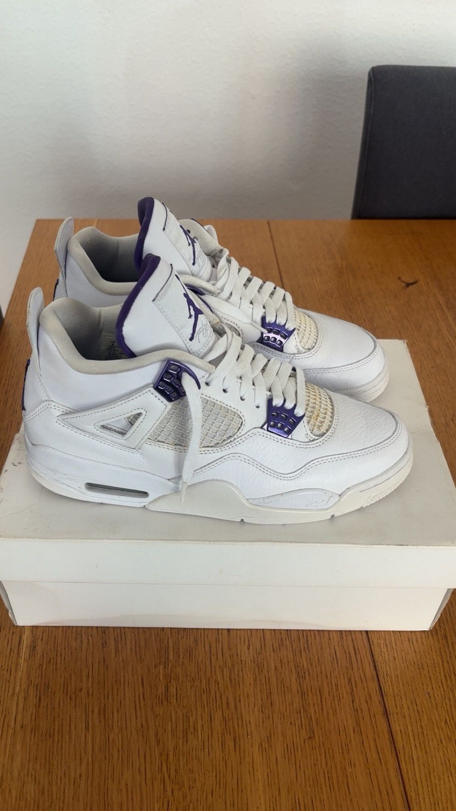 Jordan Brand Jordan 4 metallic purple Size US 9 / EU 42 - 1 Thumbnail