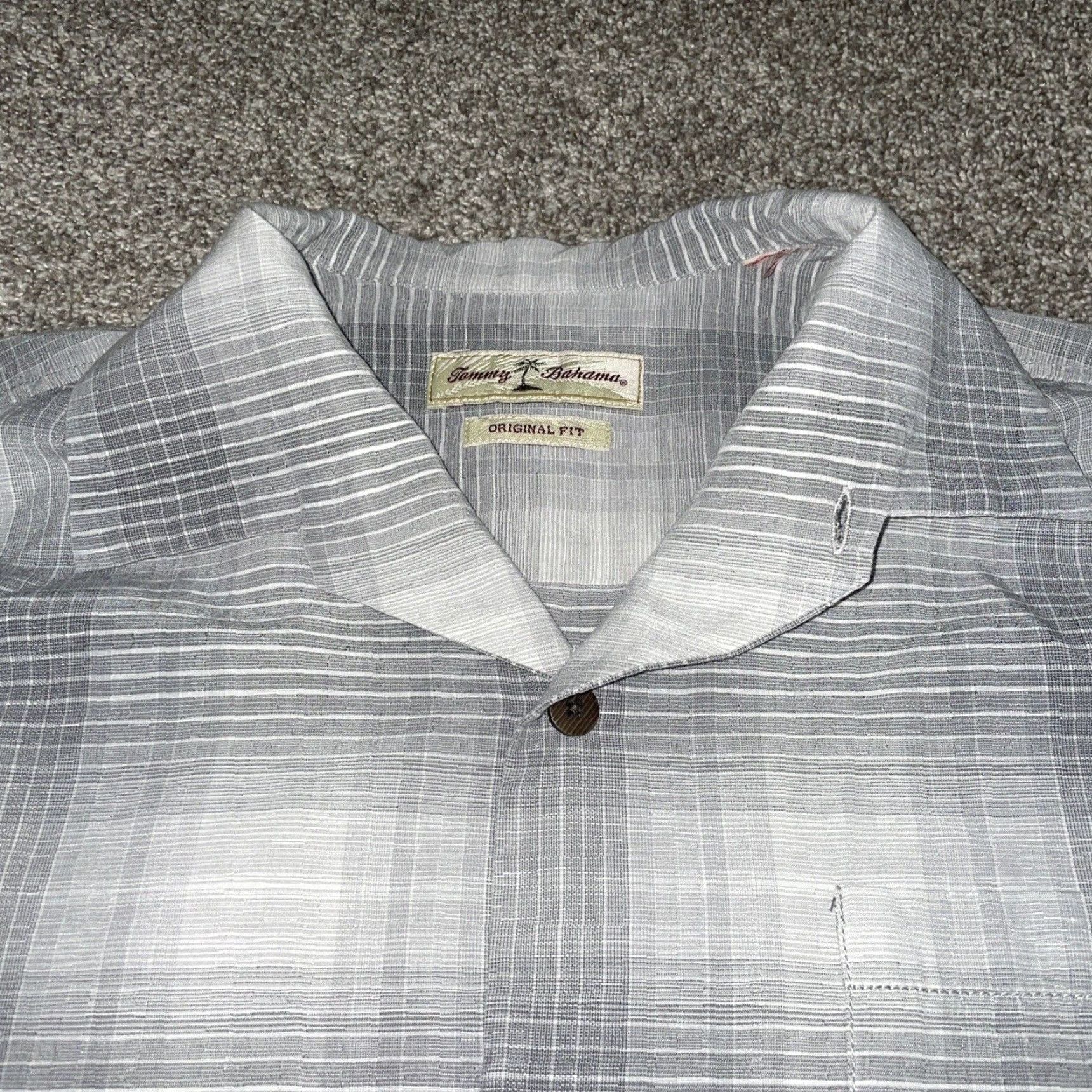 Tommy Bahama Tommy Bahama Shirt Mens Size L Gray Original Fit Short Sleeve Button-Up Shirt Size US L / EU 52-54 / 3 - 2 Thumbnail