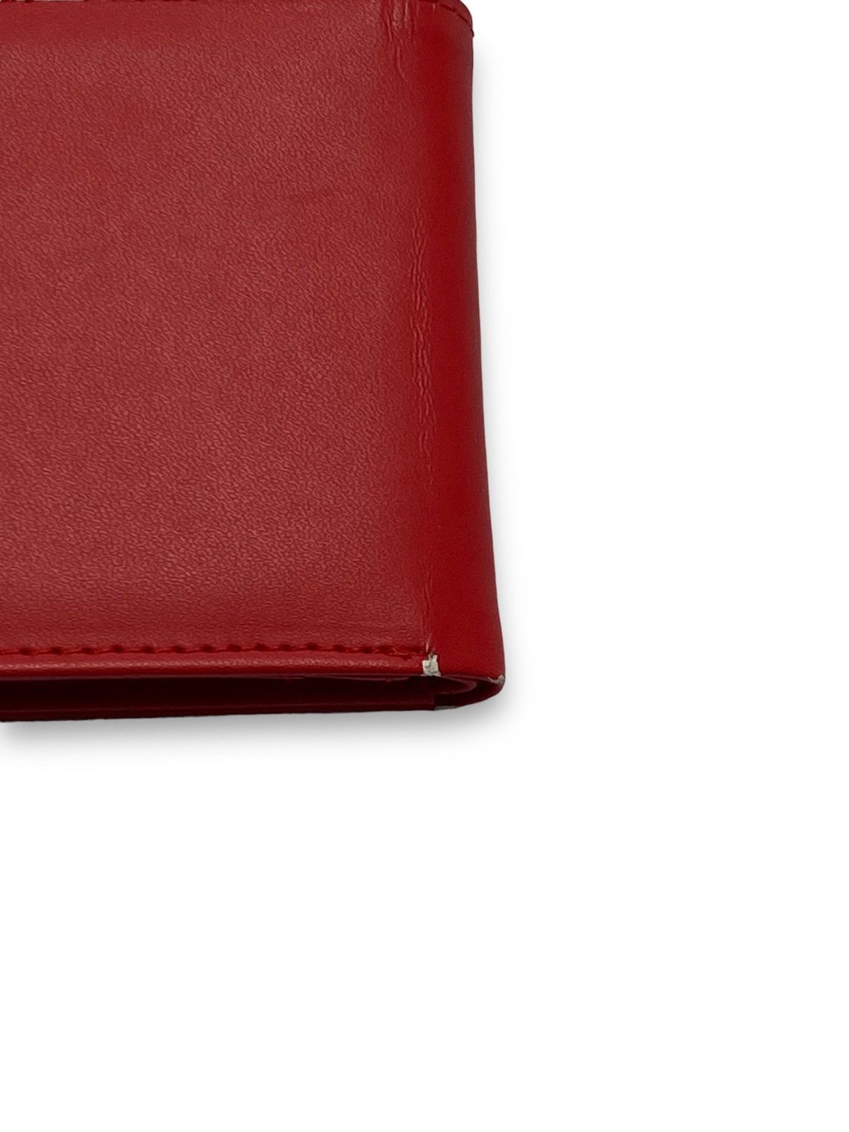 Nintendo 2018 Vintage MARIO NINTENDO Big M Logo Red Purse Wallet Size ONE SIZE - 8 Thumbnail