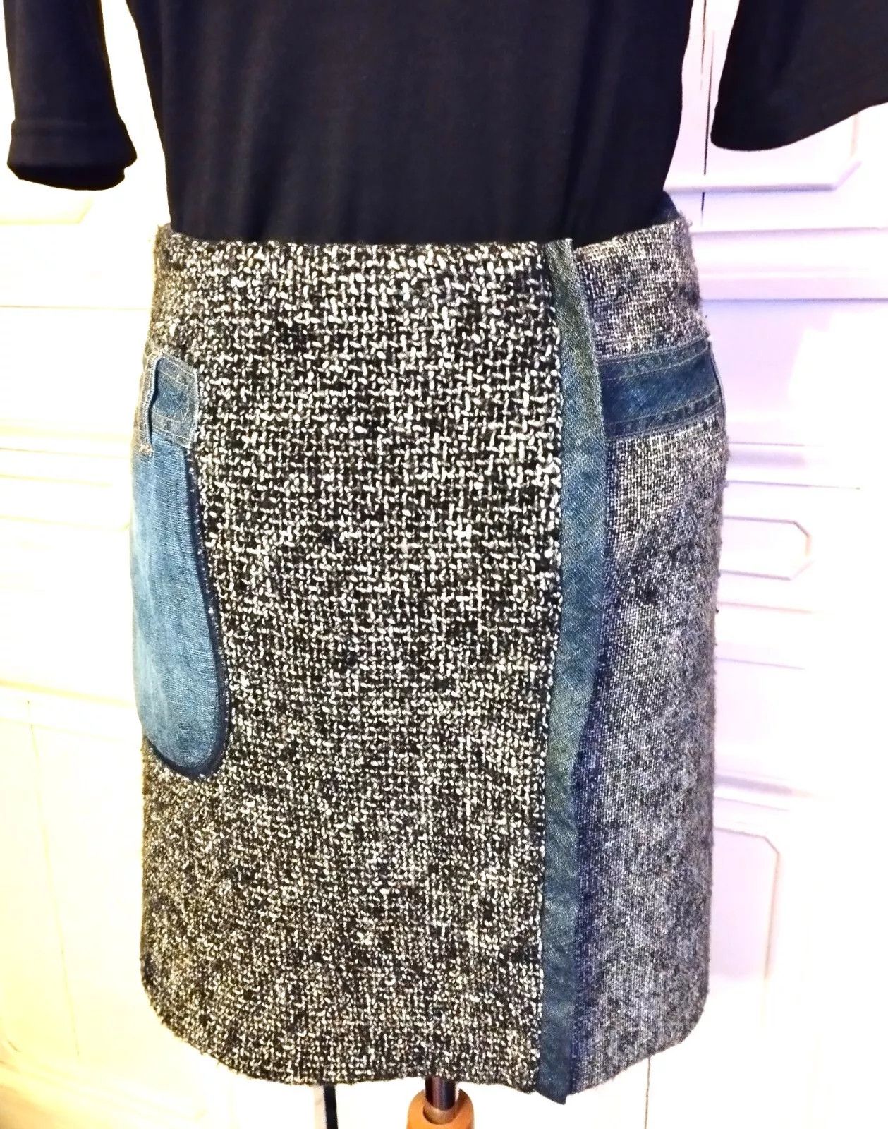Christian Lacroix Christian Lacroix Jupe Holster T XS/S Size 25" / US 0 / IT 36 - 2 Thumbnail