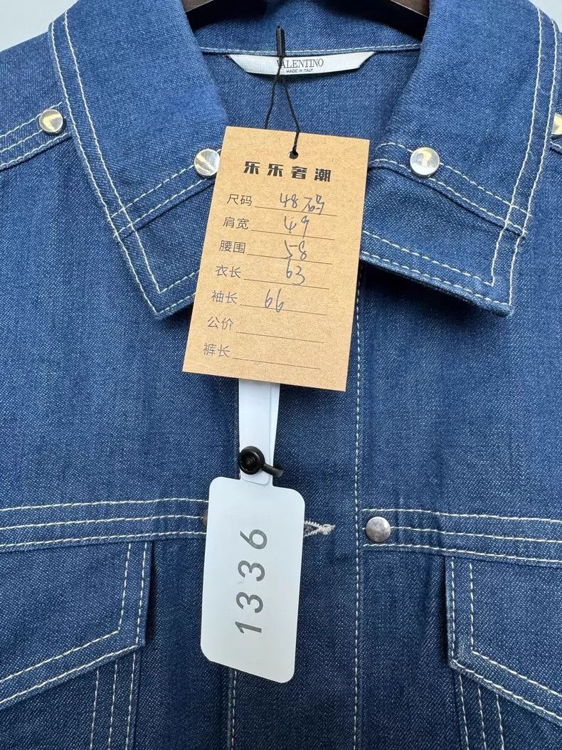 Valentino Valentino Blue button design denim jacket jacket Size M / US 6-8 / IT 42-44 - 5 Thumbnail