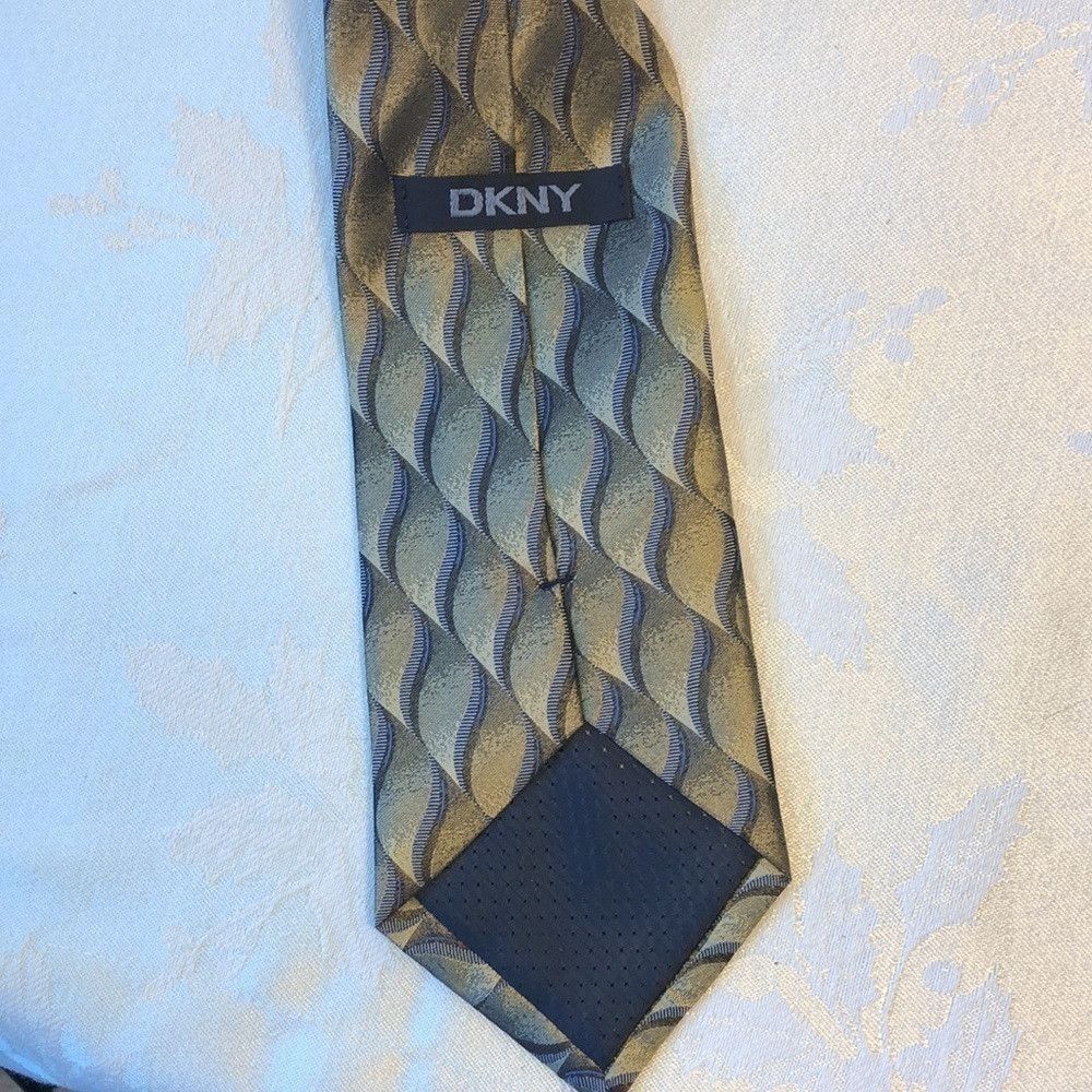 DKNY DKNY 100 percent silk tie Size ONE SIZE - 4 Thumbnail