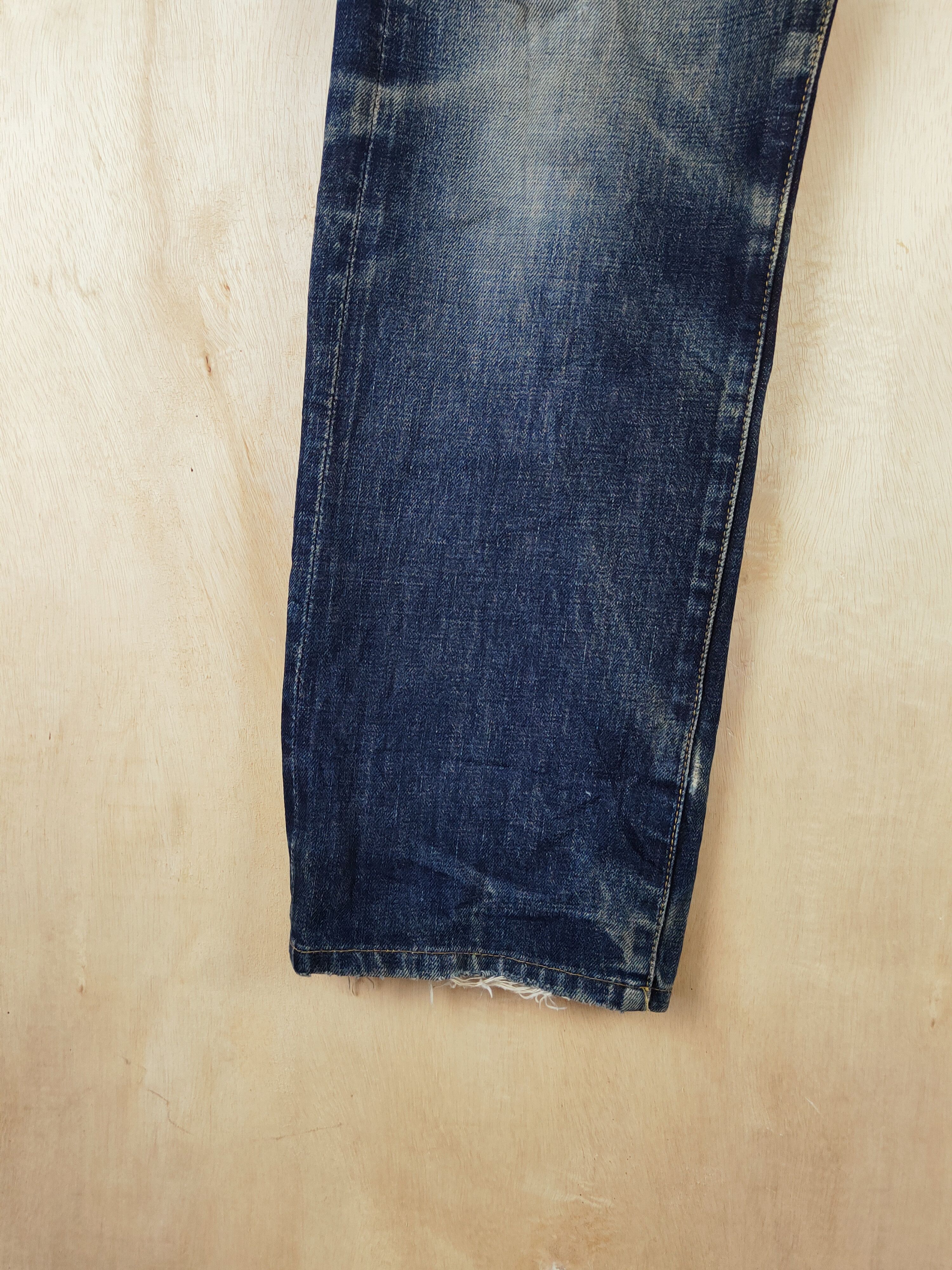 Levi's DL Levi's Big E selvedge Distressed Ripped Jeans #S2674 Size US 29 - 4 Thumbnail