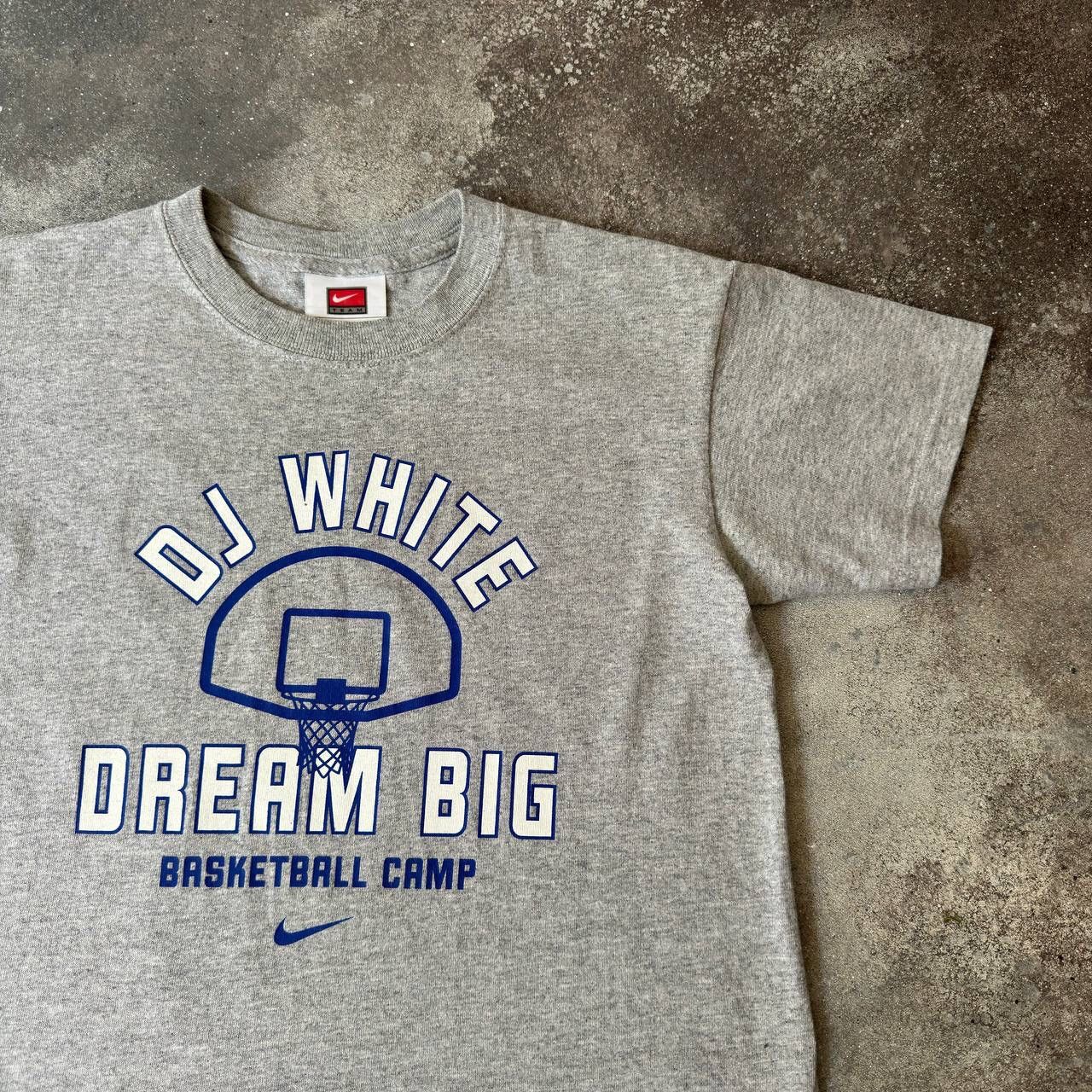 Nike 90s Nike Vintage «DJ White» Basketball T-Shirt Size M / US 6-8 / IT 42-44 - 4 Thumbnail